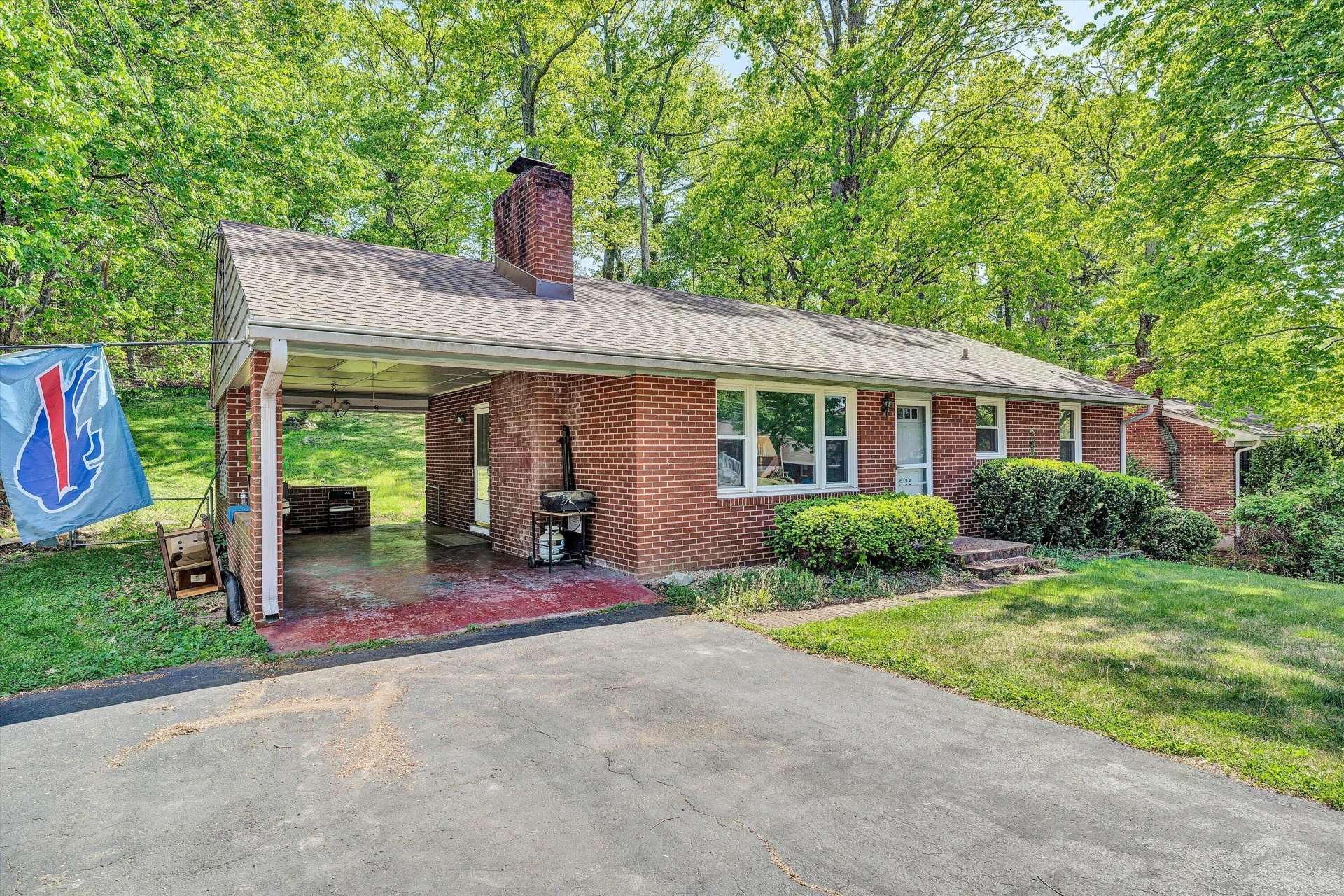 5128 Youngwood DR NW - Photo 2