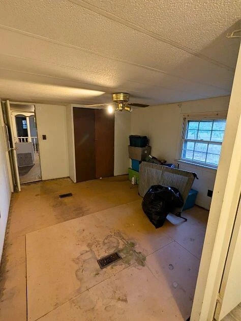 601 Farmers Mountain RD - Photo 5