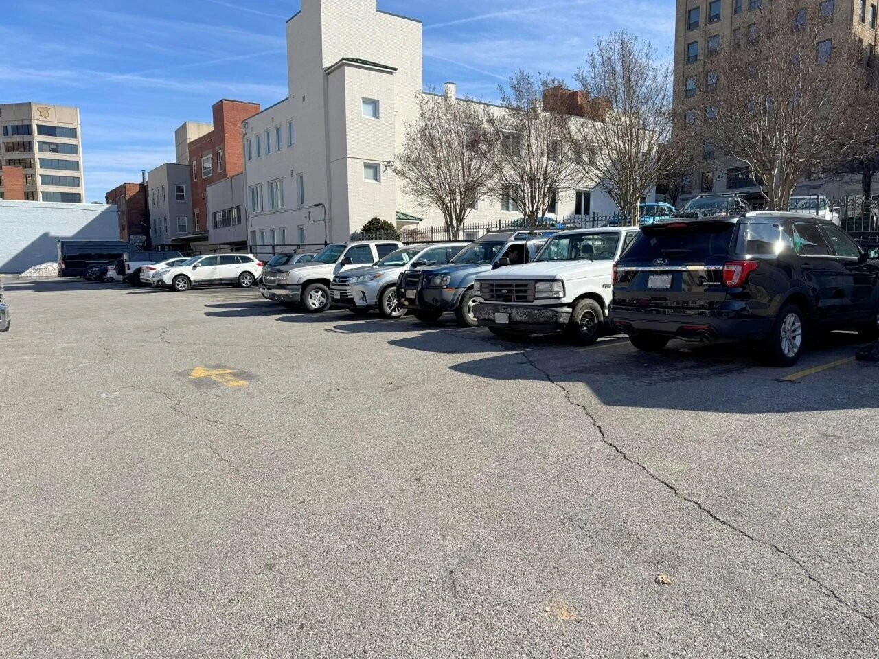 506 1st ST SW - Photo 2