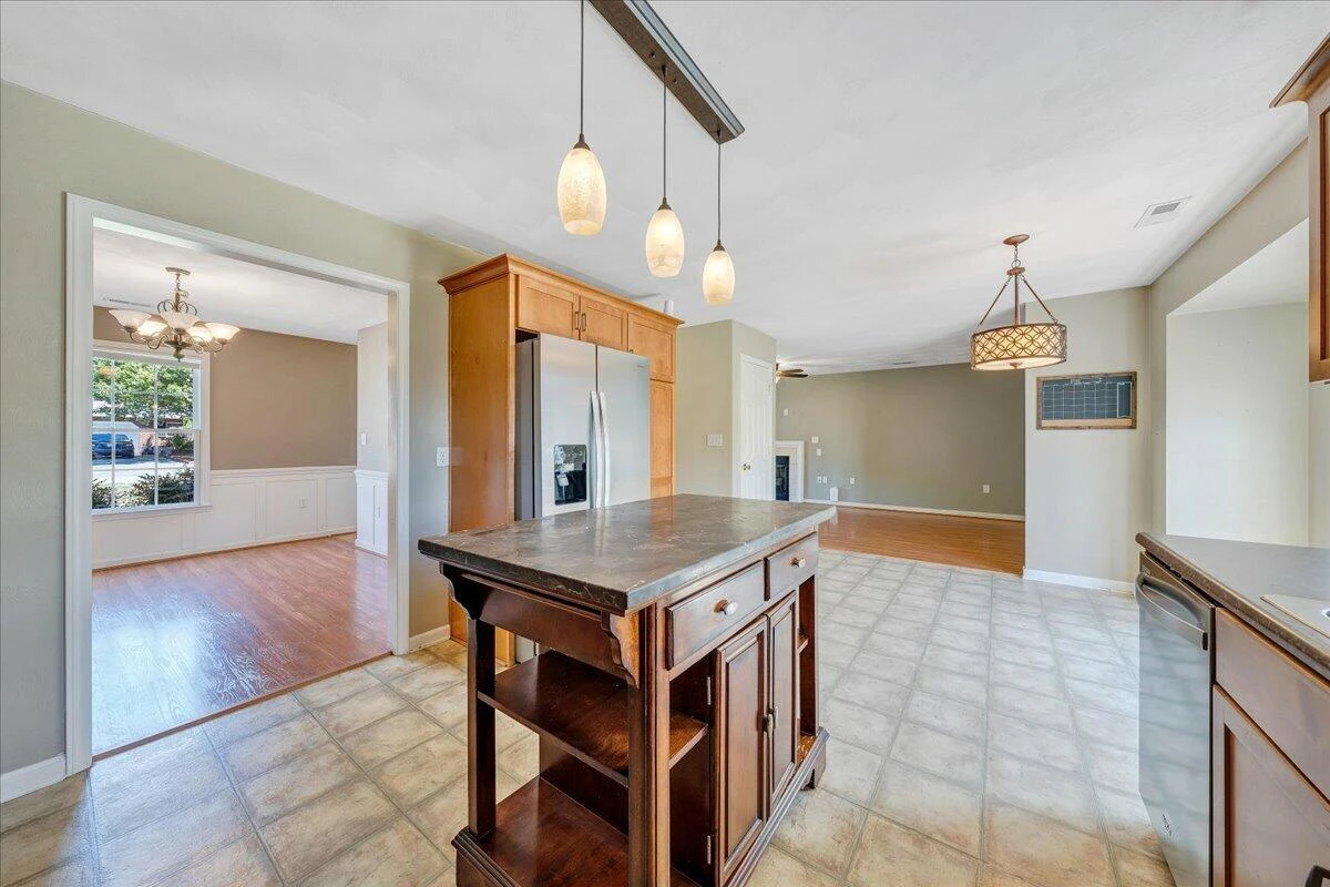 4310 Quail DR NW - Photo 12