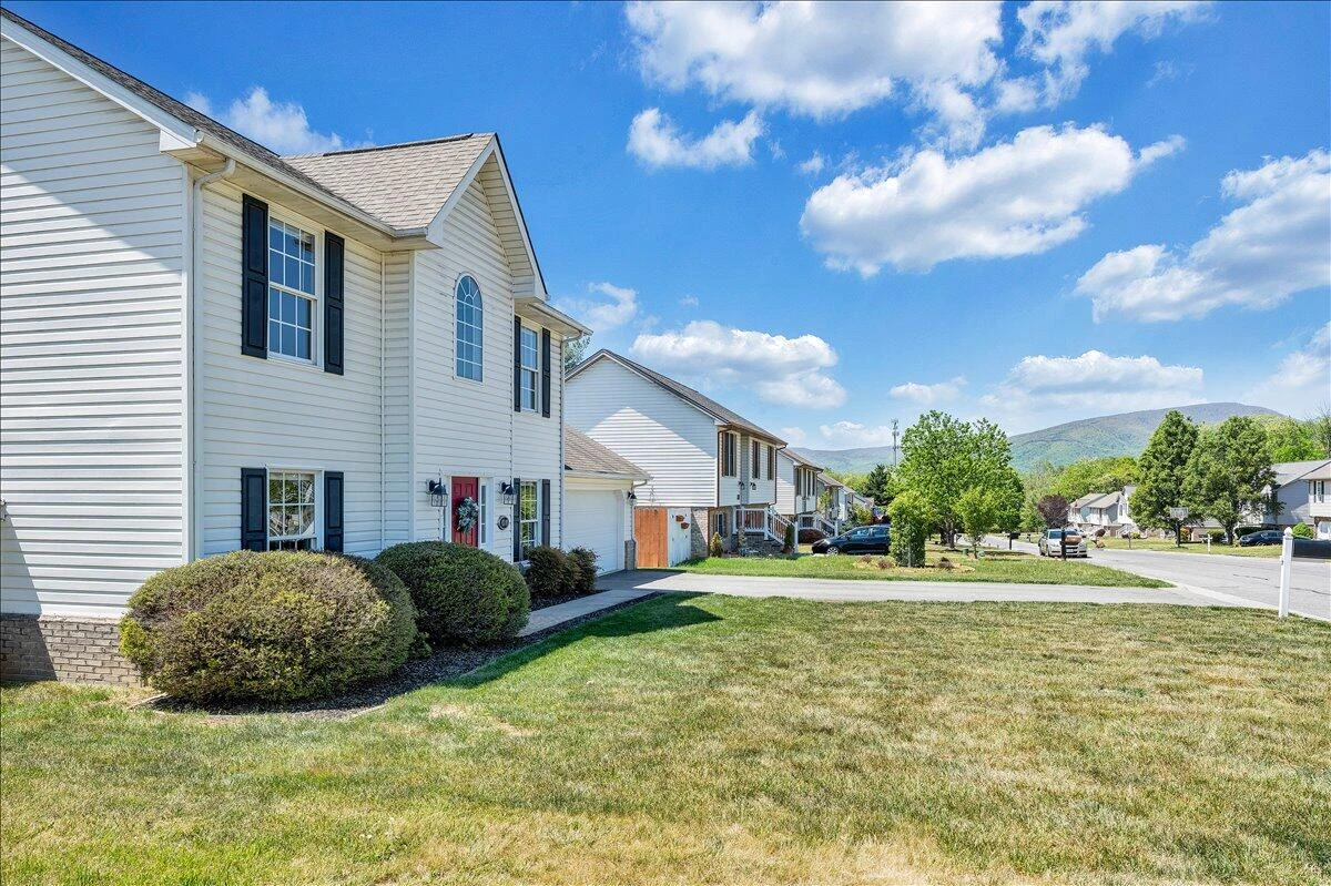 4310 Quail DR NW - Photo 41