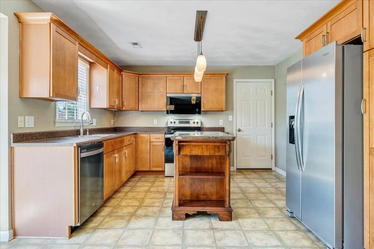 4310 Quail DR NW - Photo 9