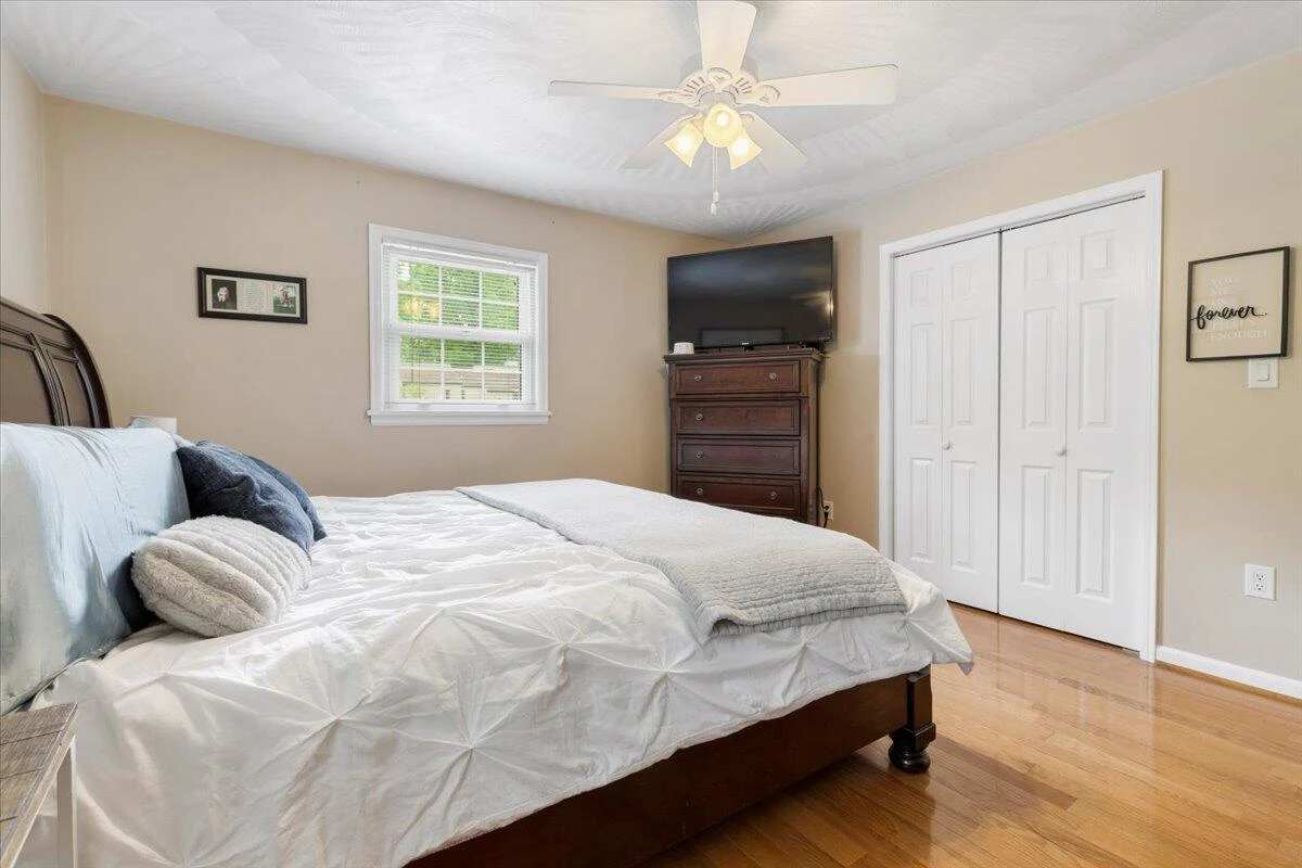 5403 Tomahawk CIR - Photo 20
