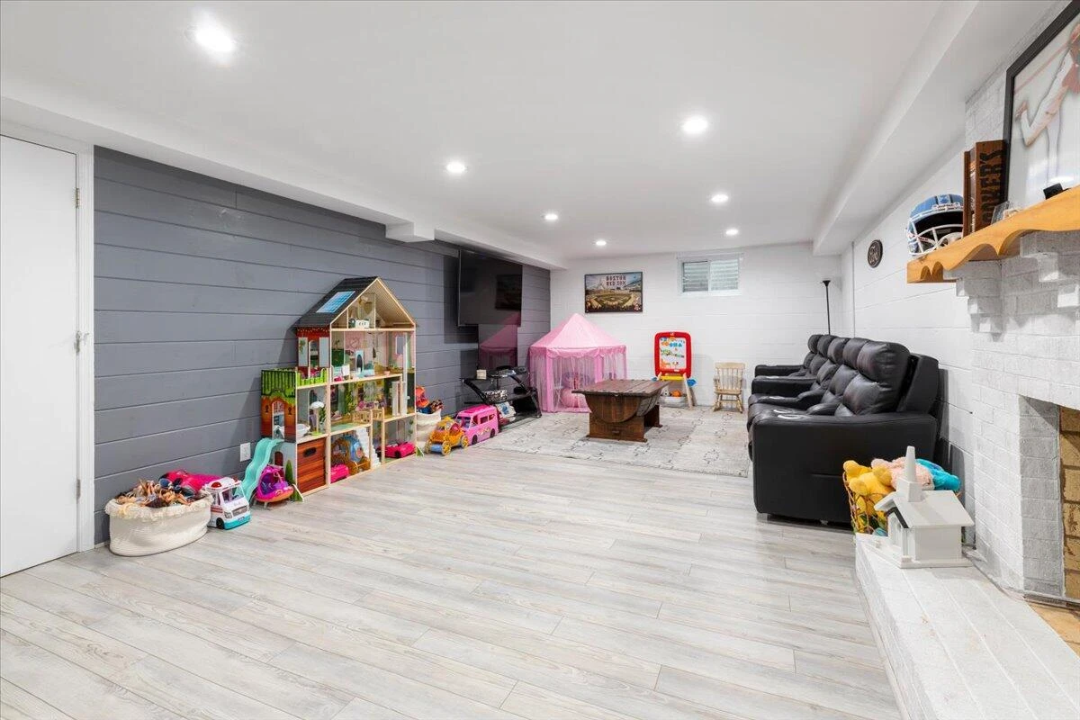 5403 Tomahawk CIR - Photo 24