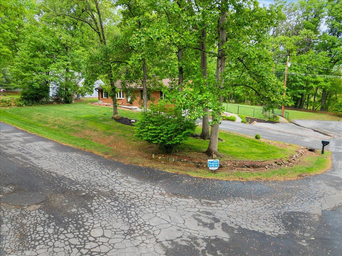 5403 Tomahawk CIR - Photo 32