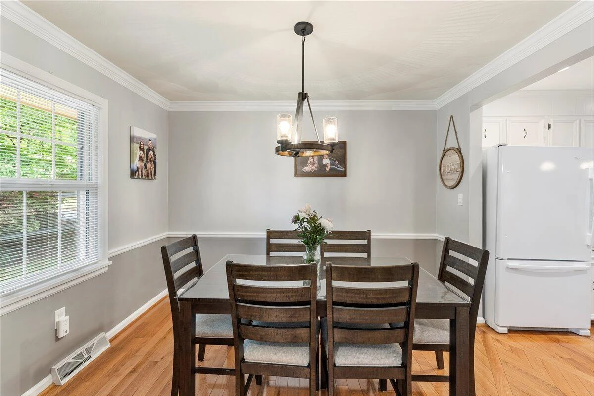 5403 Tomahawk CIR - Photo 7