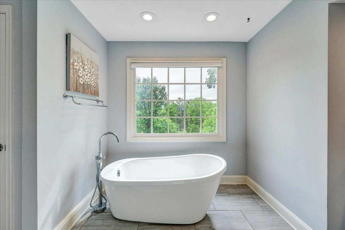 1562 Strawberry Mountain DR - Photo 30