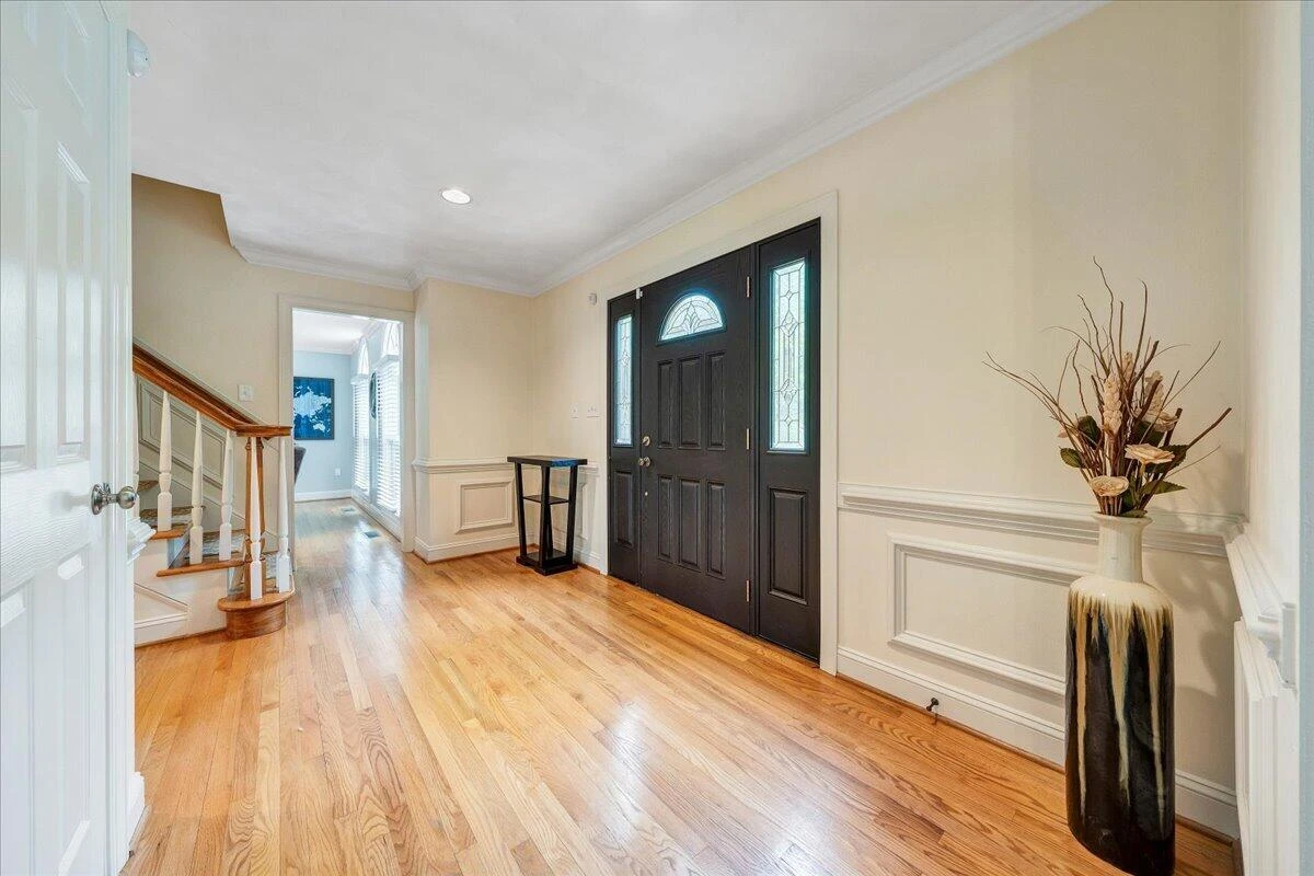 1562 Strawberry Mountain DR - Photo 6