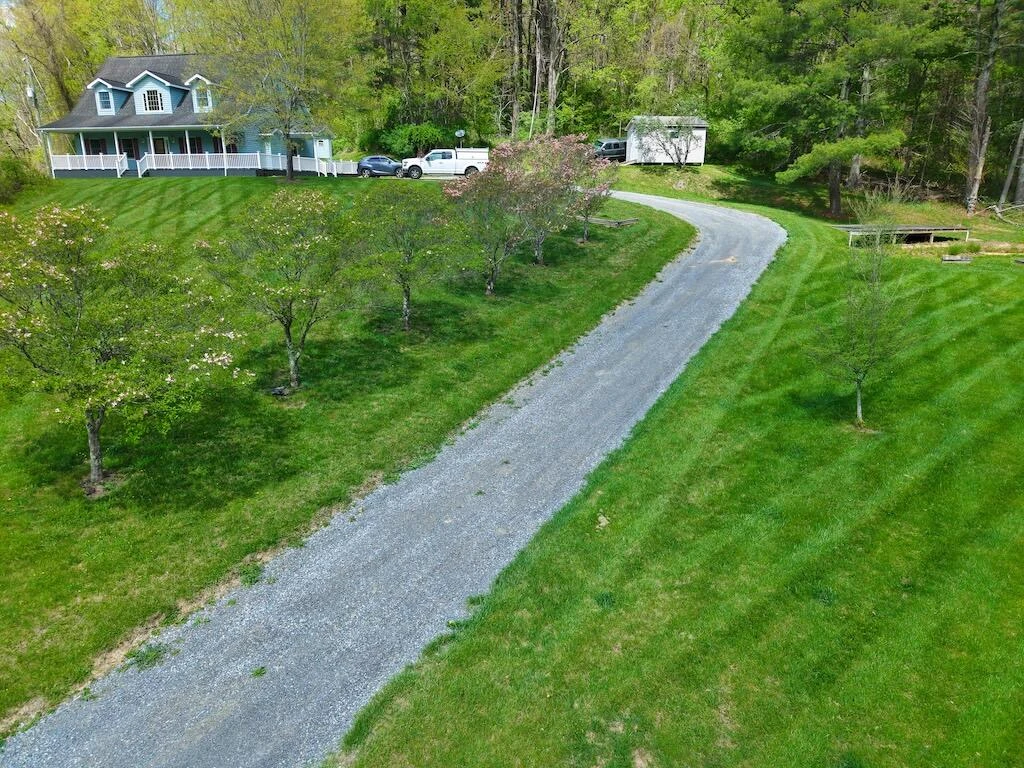 4751 Webbs Mill RD N - Photo 3