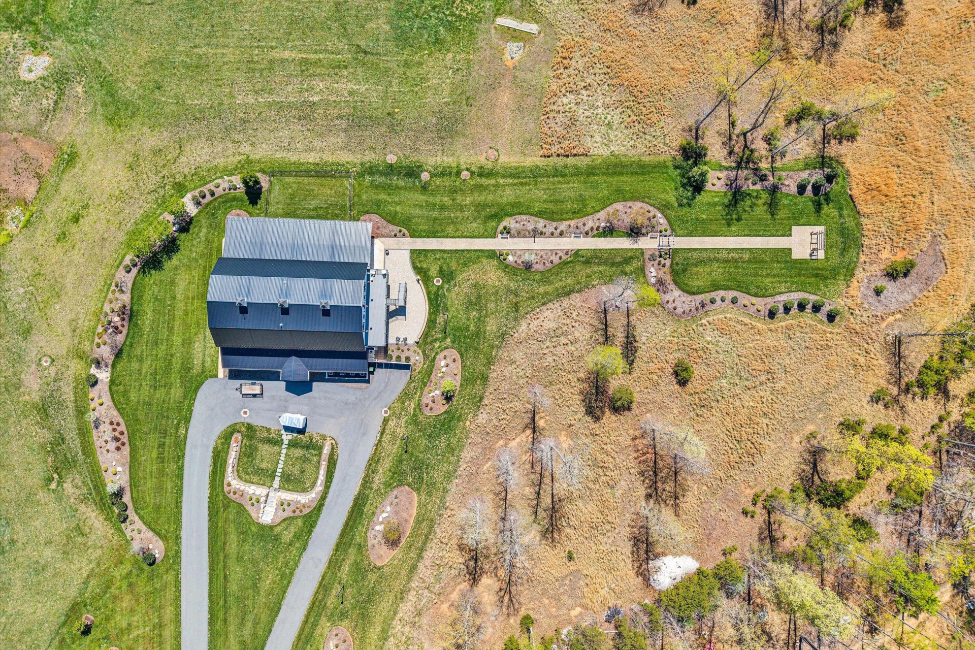 9945 BROOKS MILL RD - Photo 66