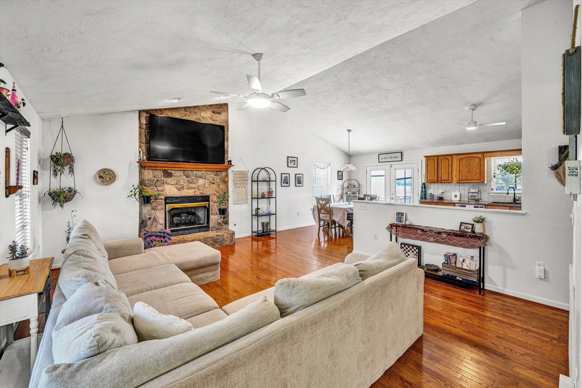 2210 Isle Of Pines DR - Photo 9