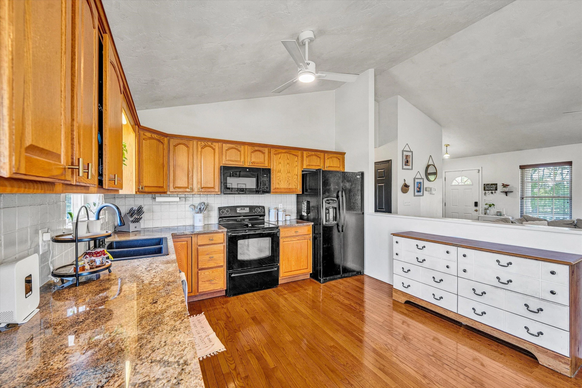 2210 Isle Of Pines DR - Photo 16