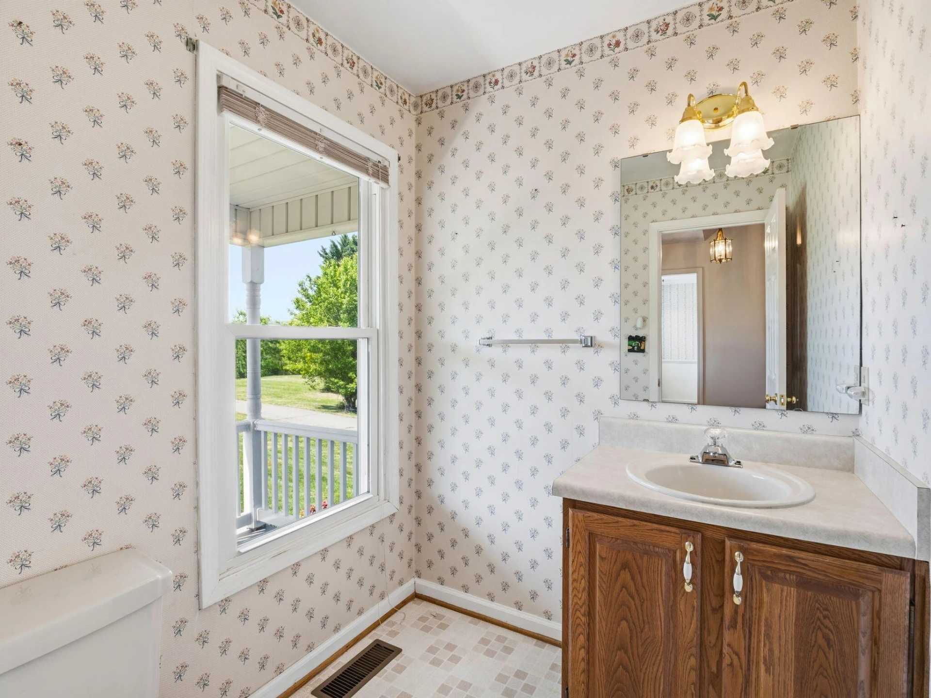 1658 Country Club RD - Photo 19