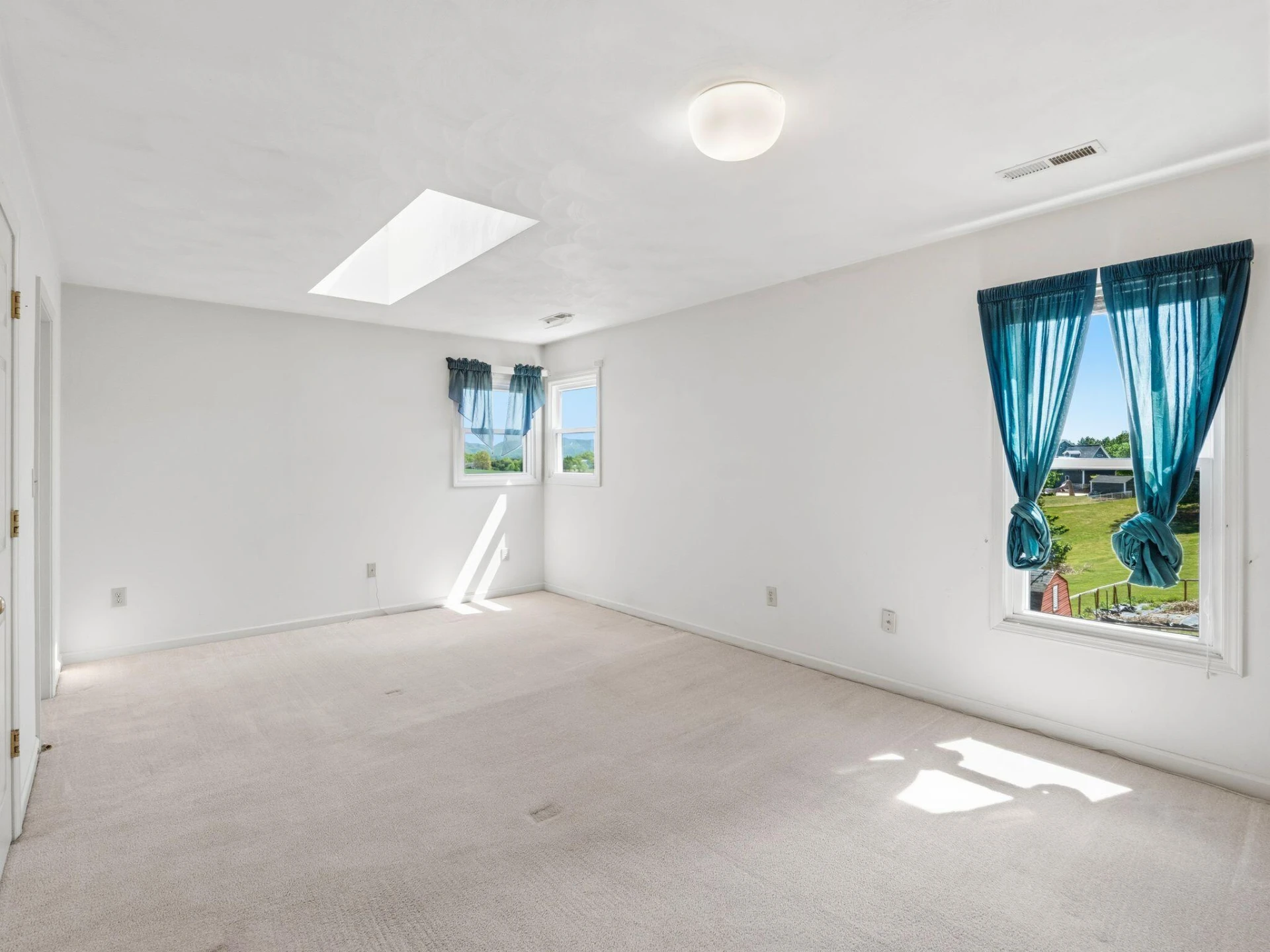 1658 Country Club RD - Photo 20
