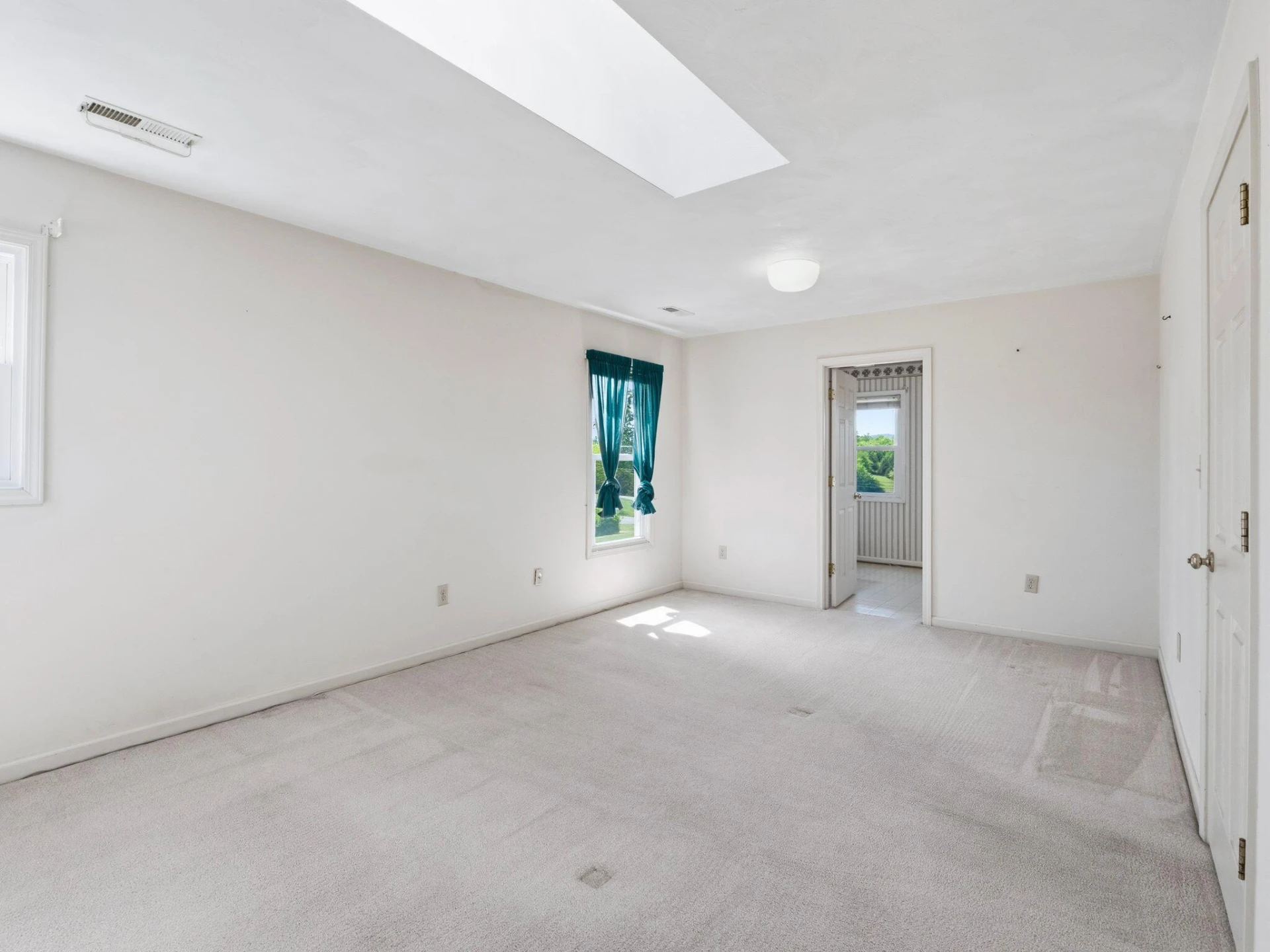 1658 Country Club RD - Photo 21
