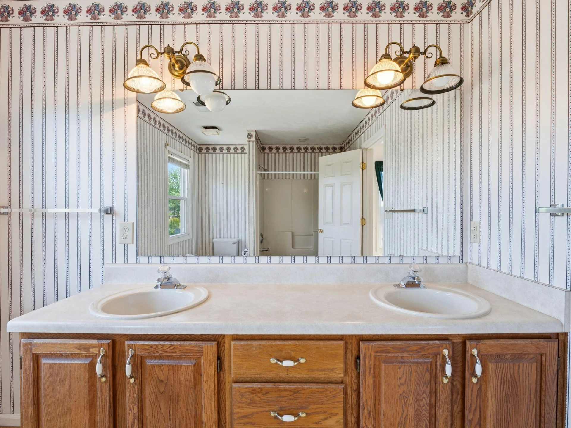1658 Country Club RD - Photo 23
