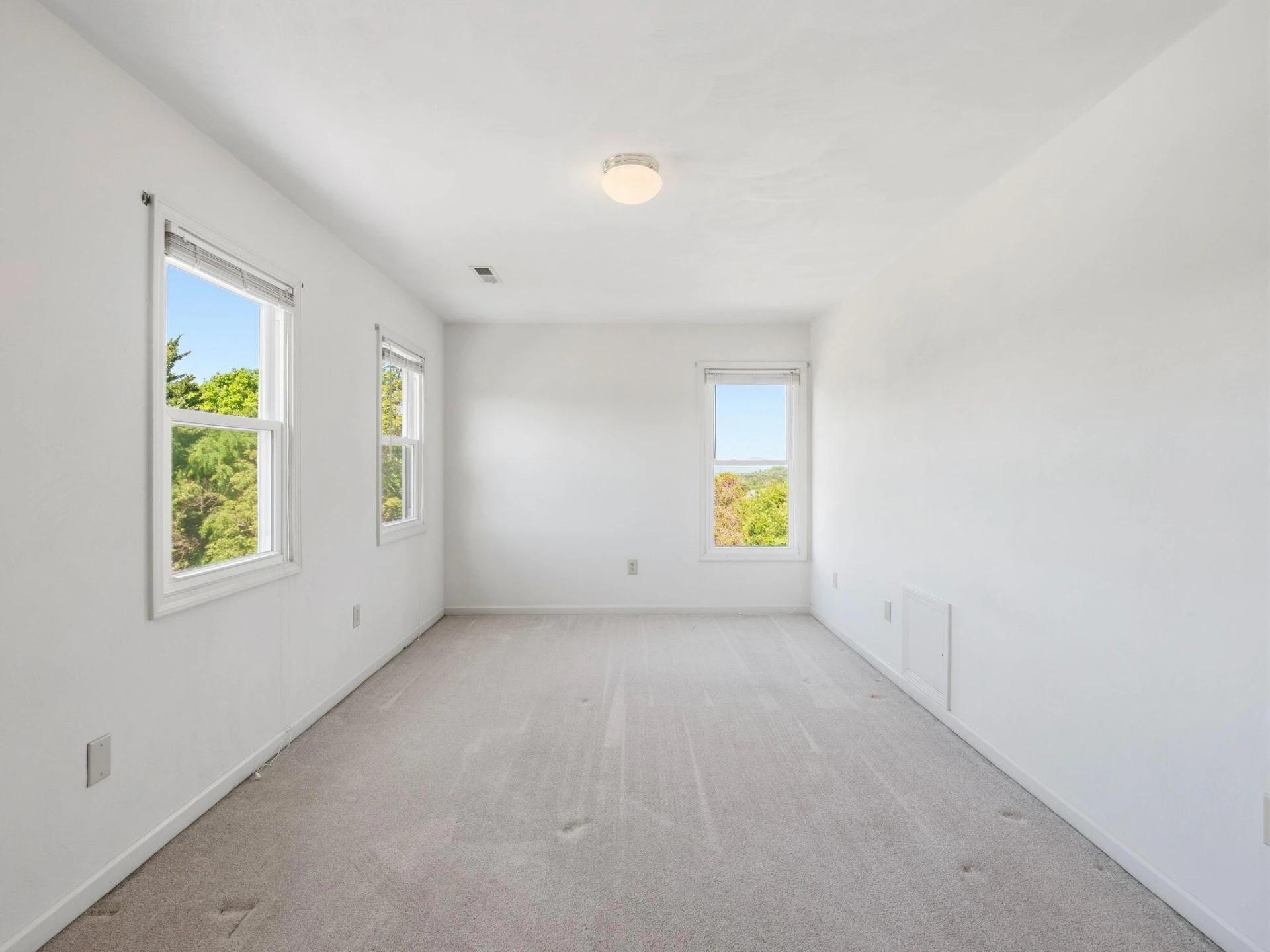 1658 Country Club RD - Photo 26