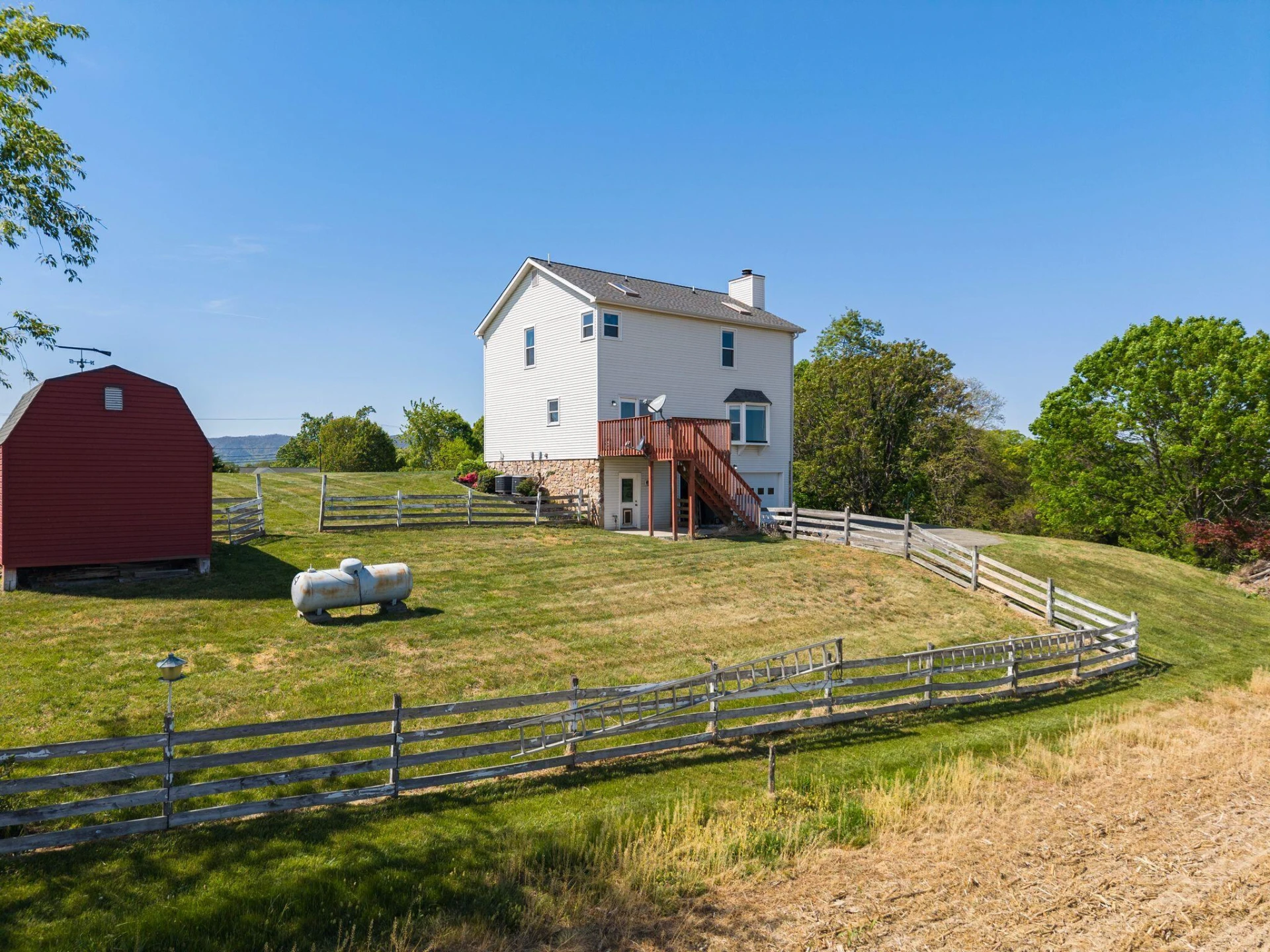 1658 Country Club RD - Photo 40