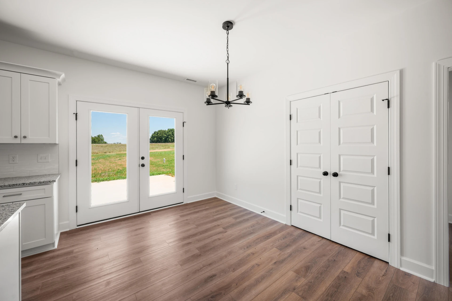 10424 Leesville RD - Photo 8