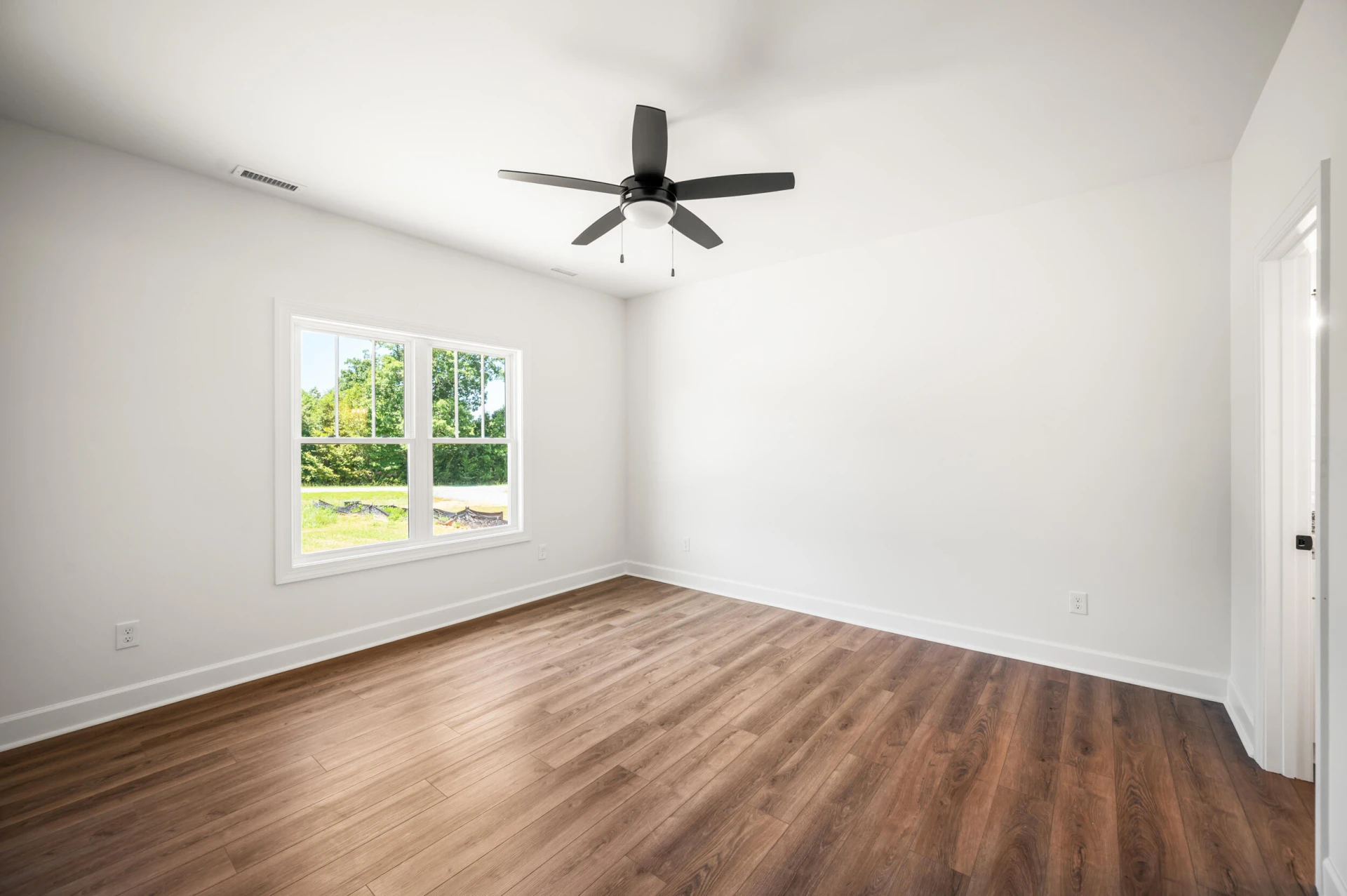 10424 Leesville RD - Photo 15