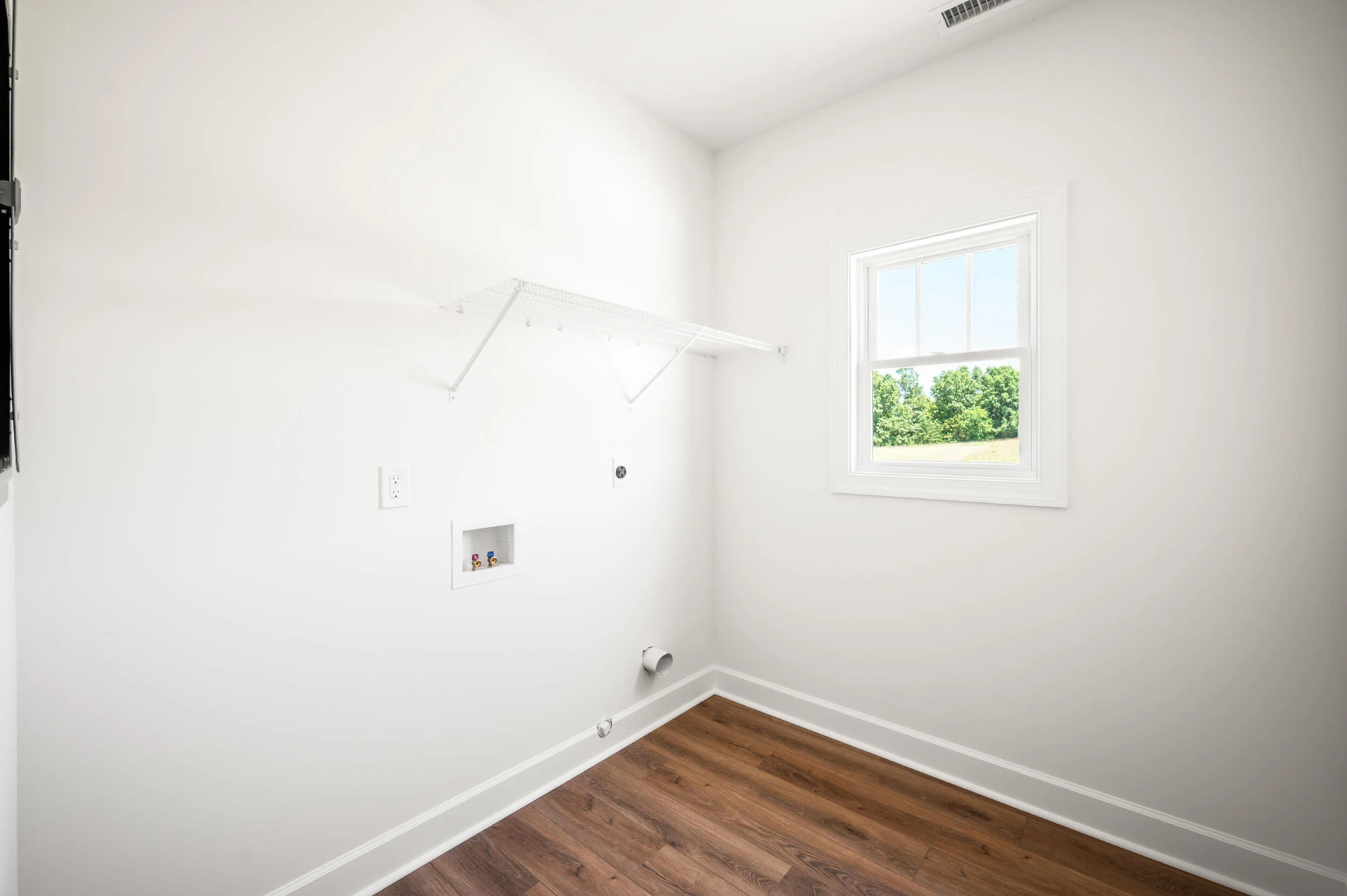 10424 Leesville RD - Photo 23