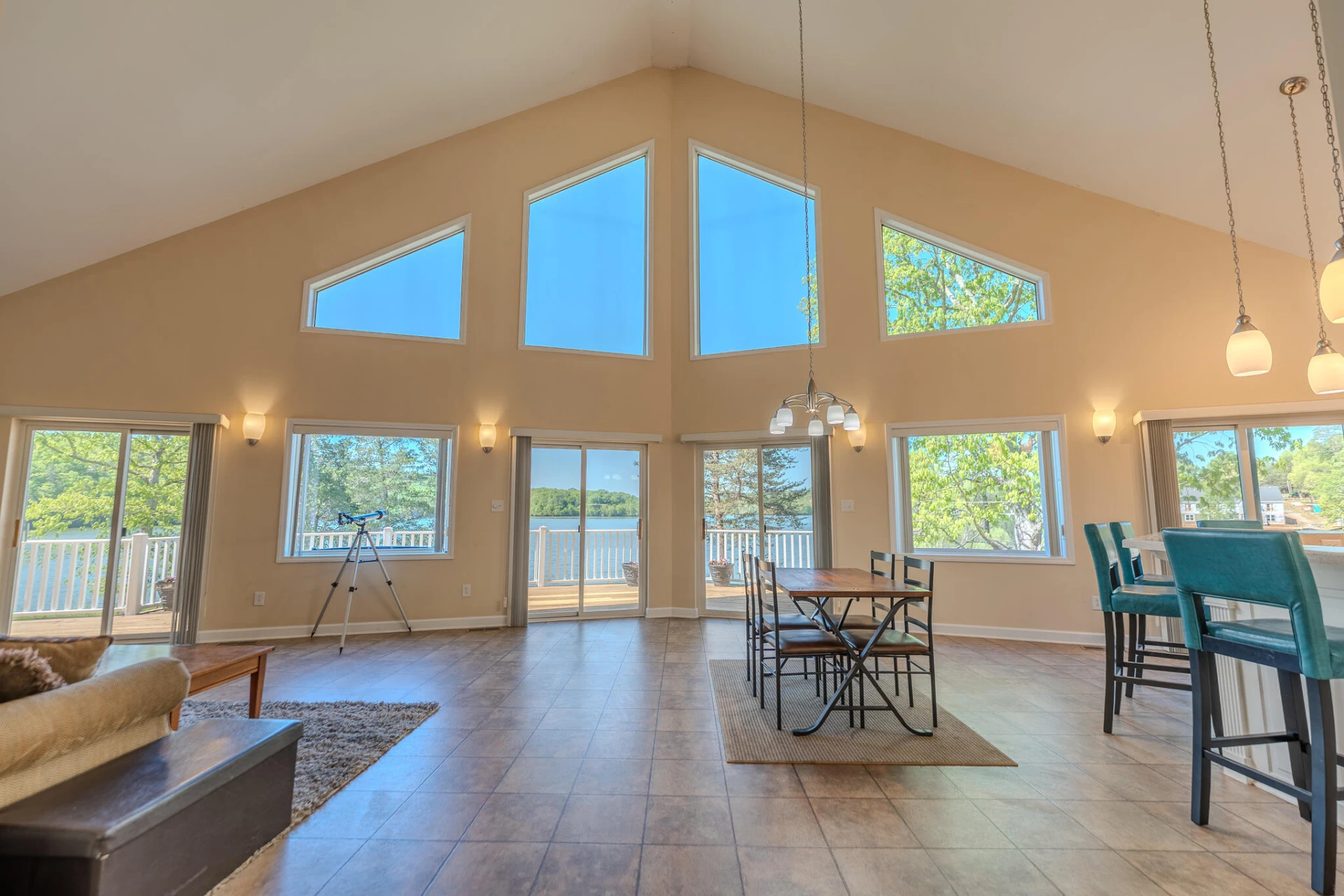 1269 Runaway Bay RD - Photo 12