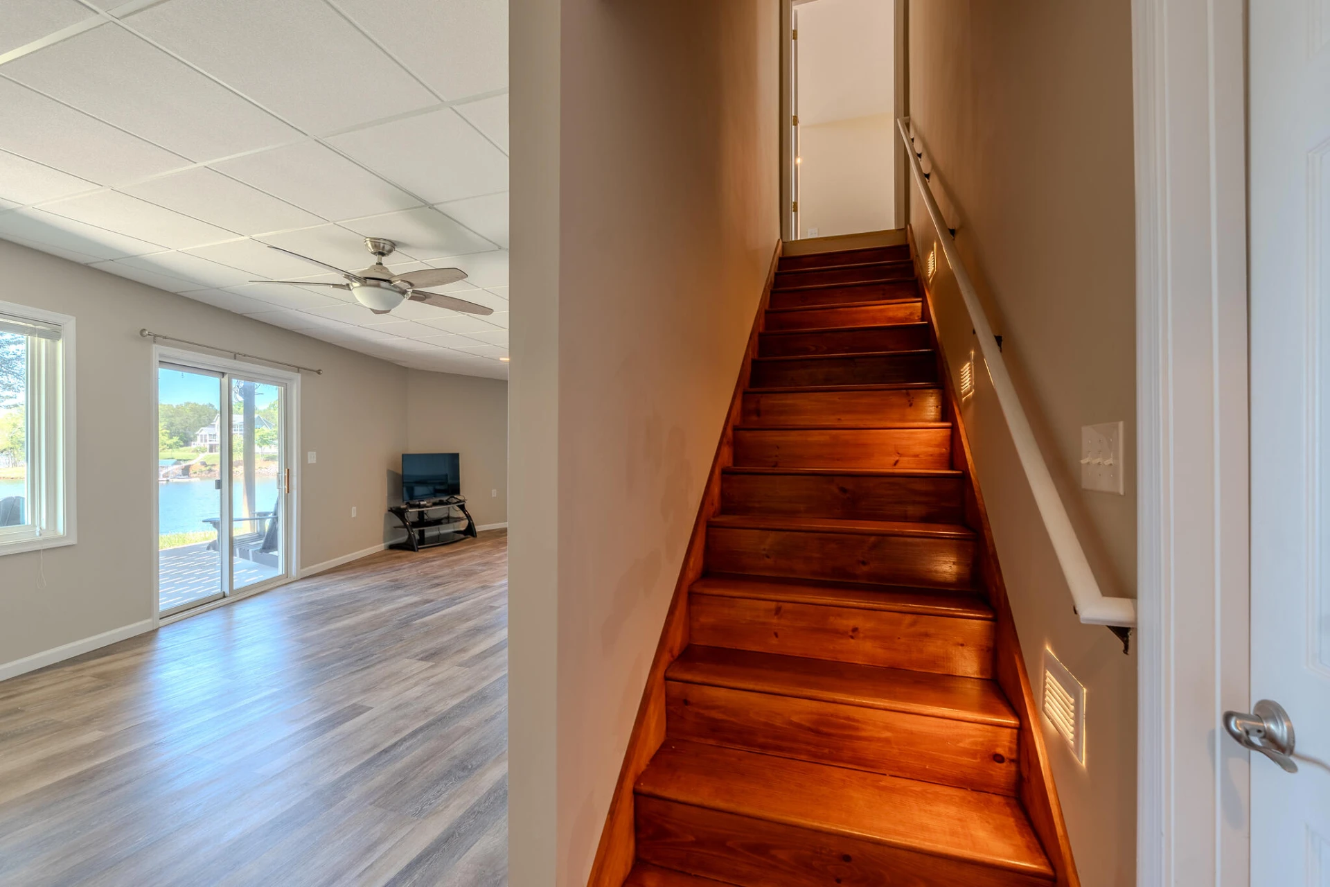 1269 Runaway Bay RD - Photo 37