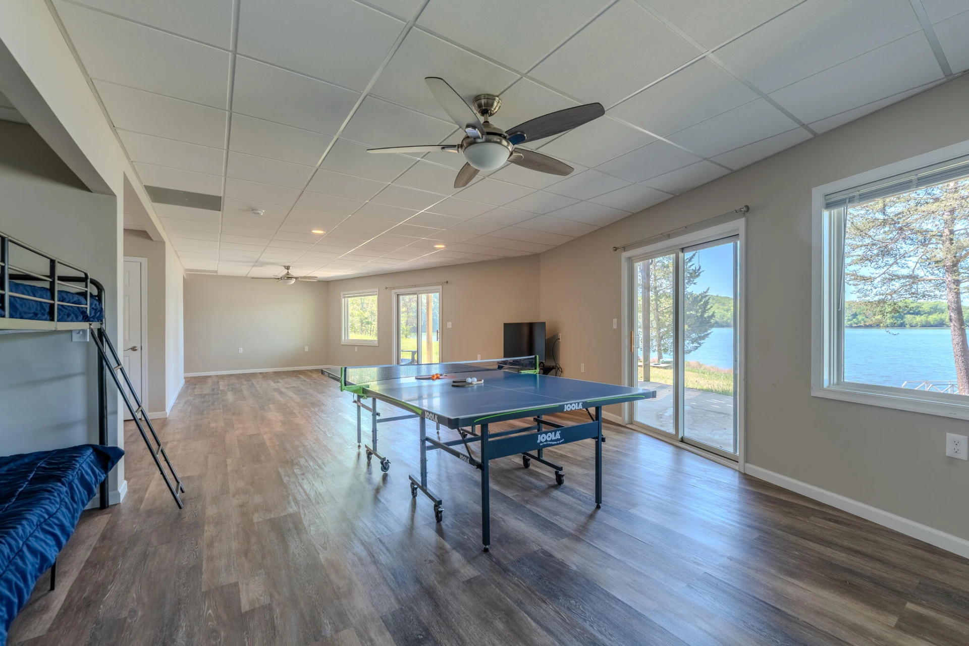 1269 Runaway Bay RD - Photo 44