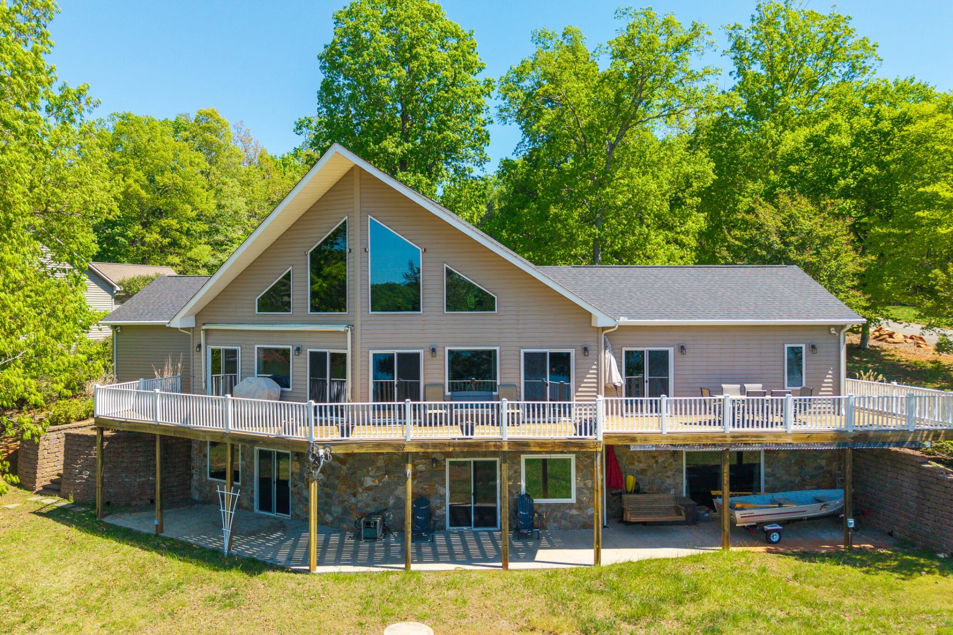 1269 Runaway Bay RD - Photo 6