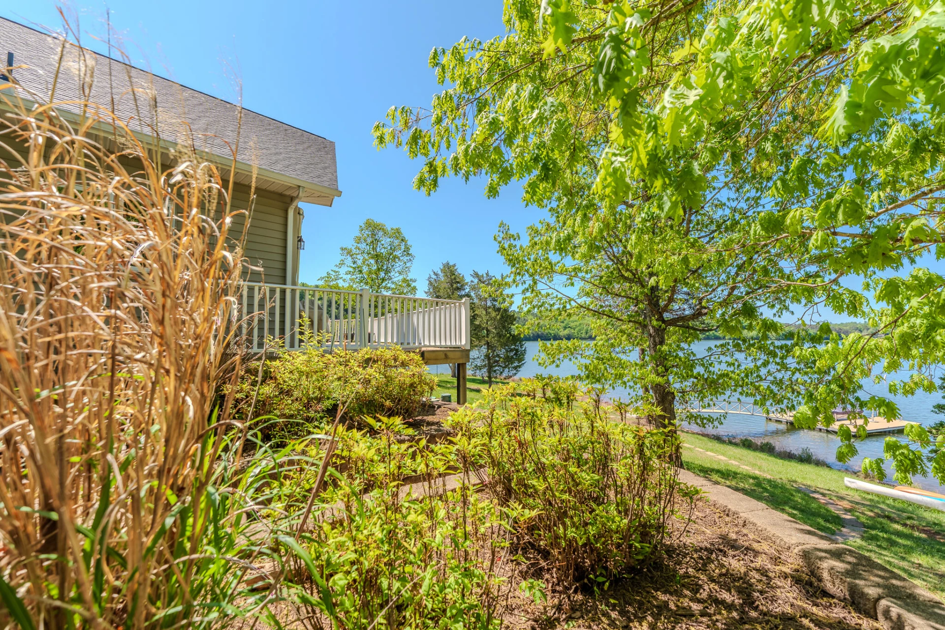 1269 Runaway Bay RD - Photo 60