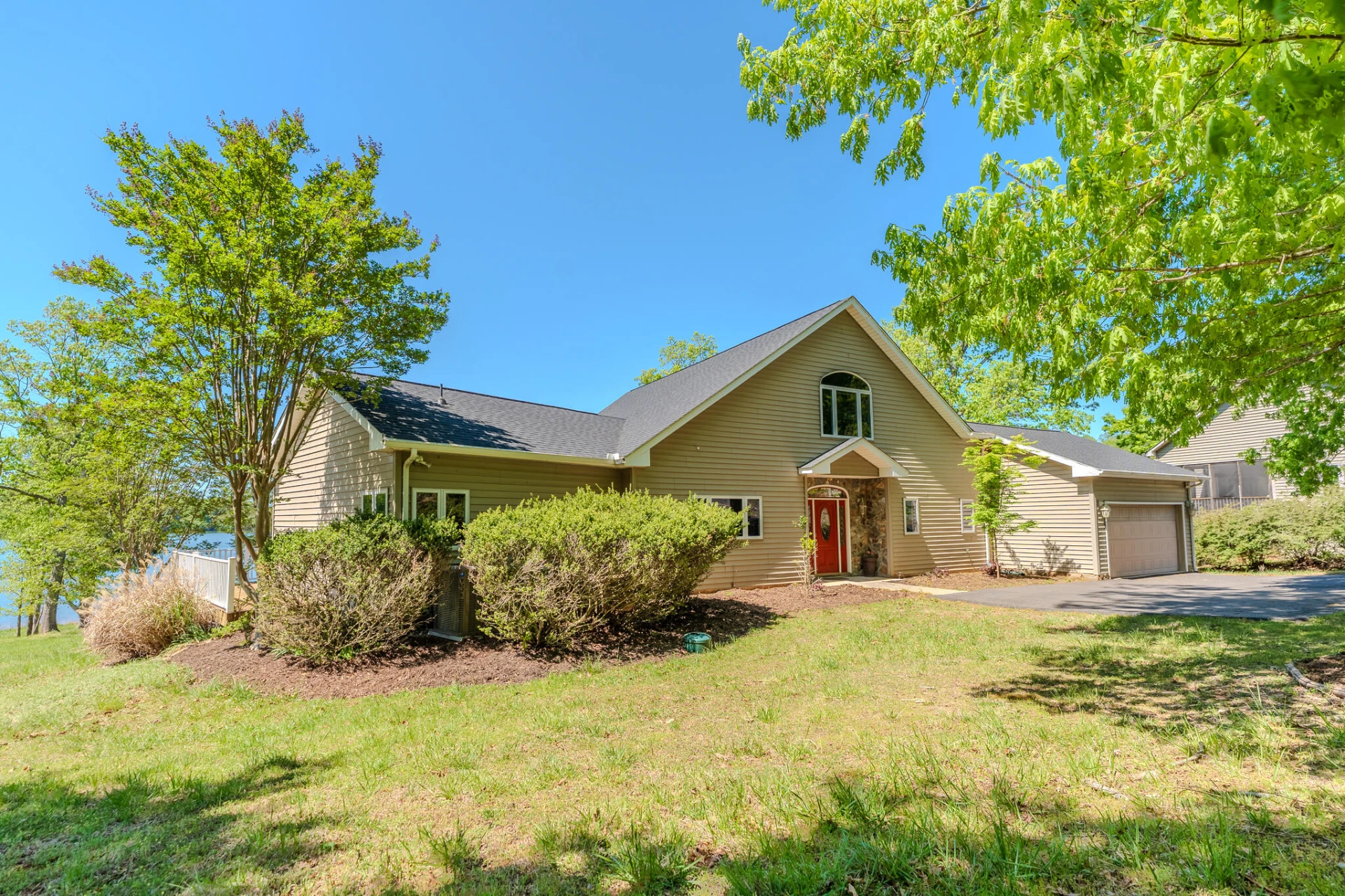 1269 Runaway Bay RD - Photo 66