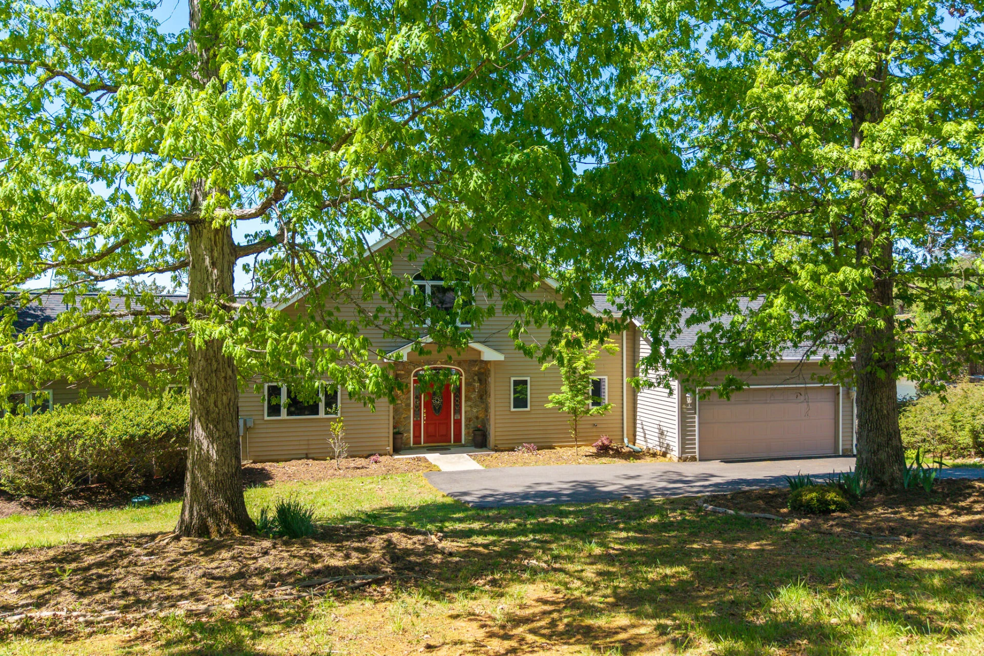 1269 Runaway Bay RD - Photo 84