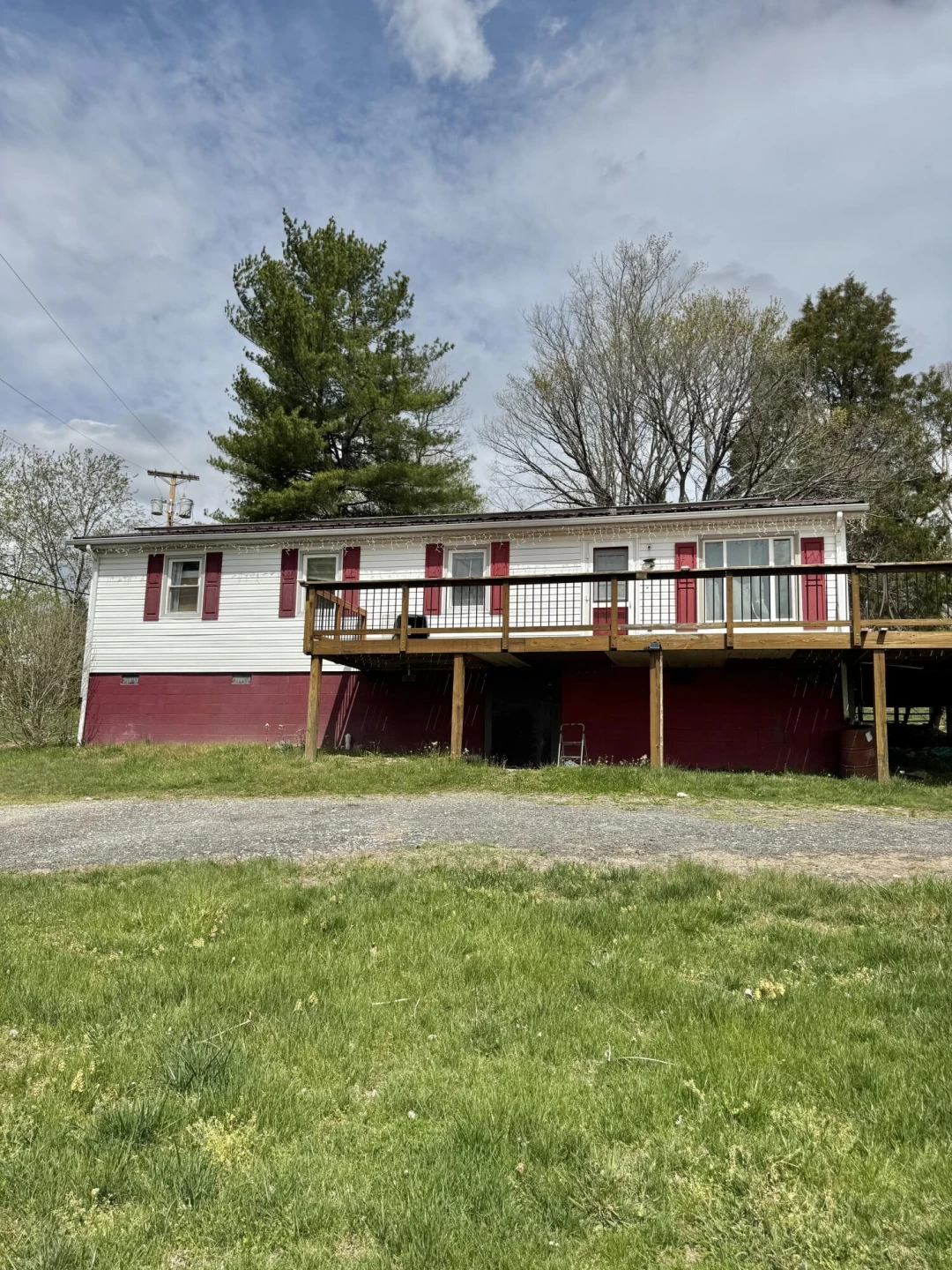 6237 Parrott Mountain RD