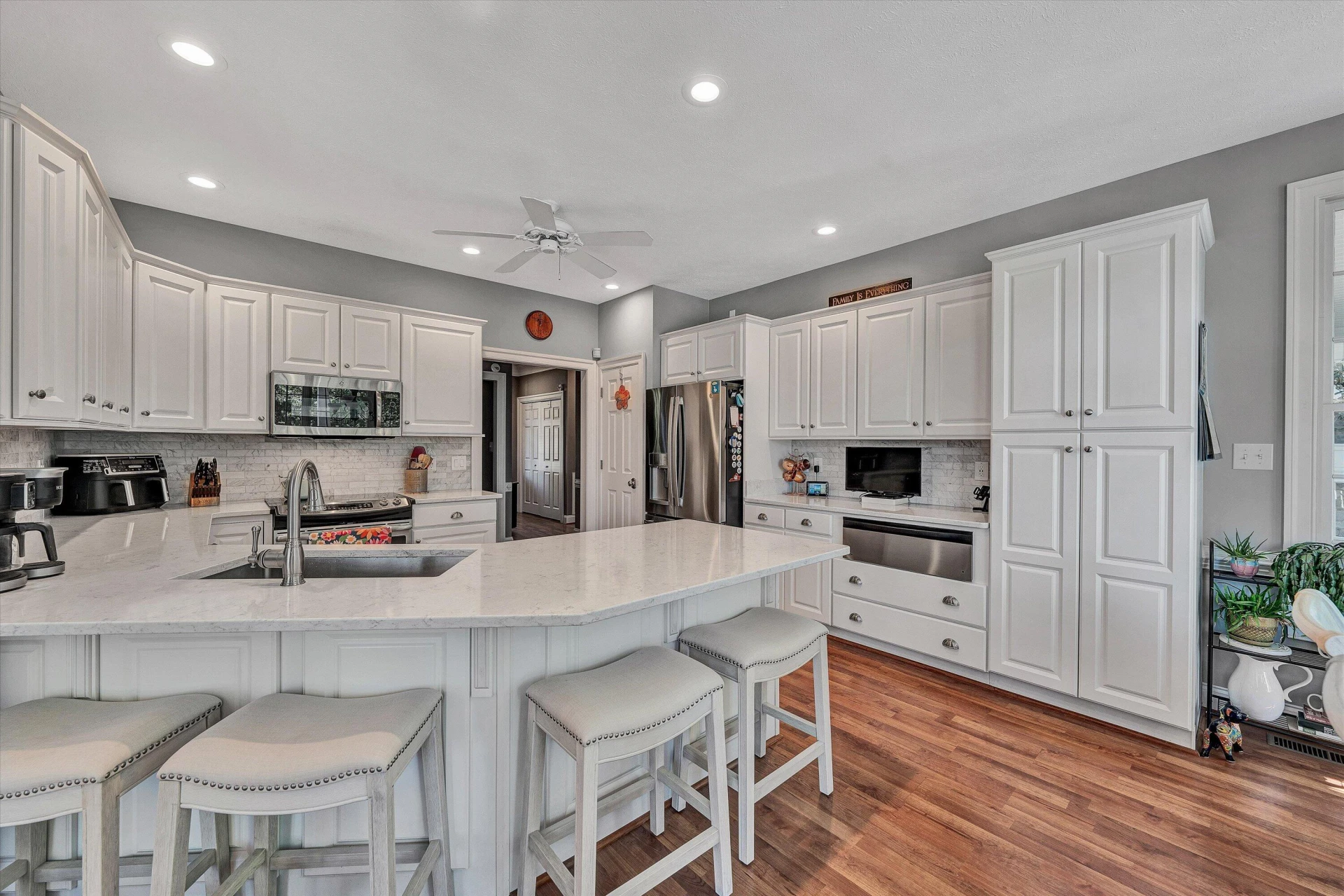 145 Bridleridge RD - Photo 15