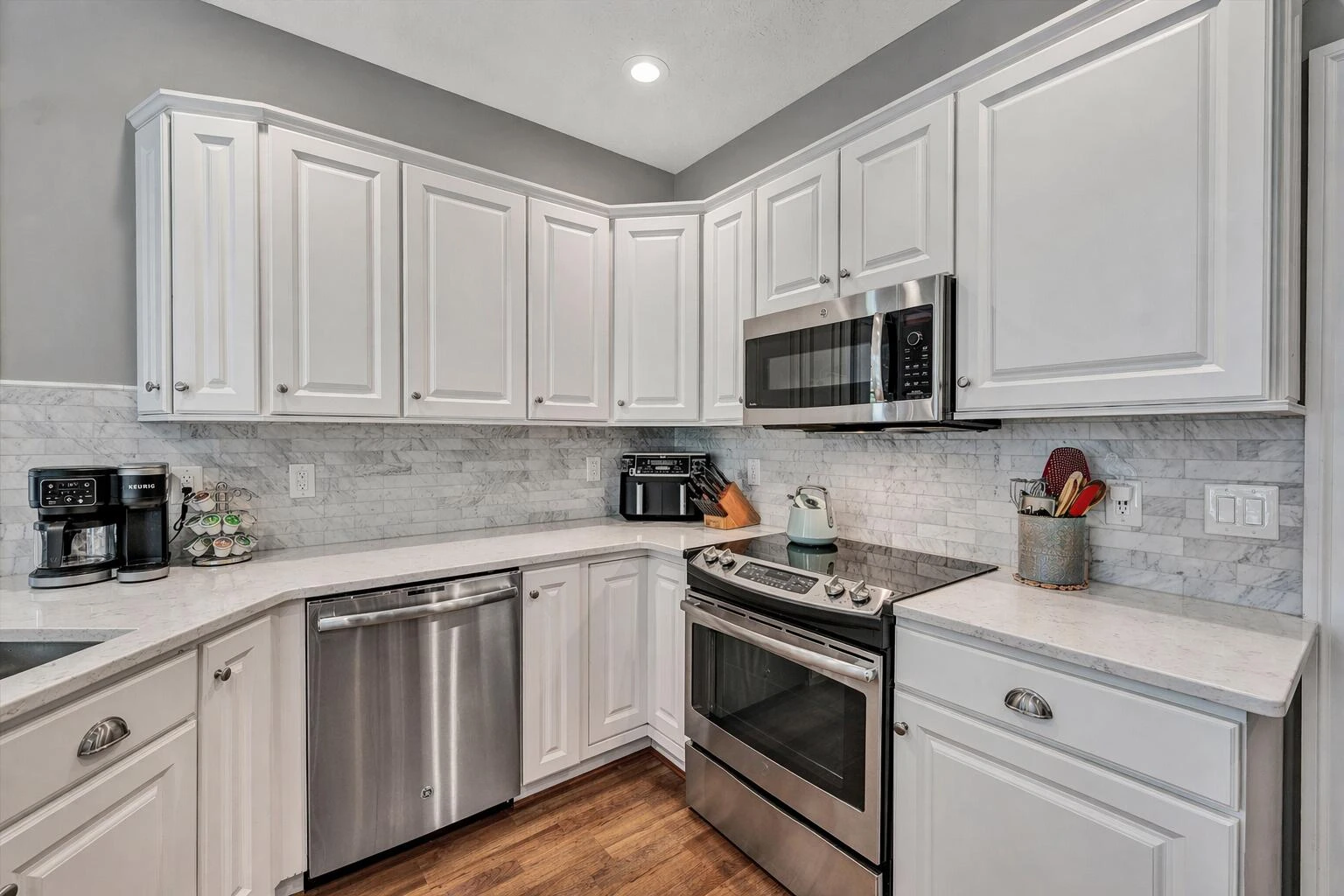 145 Bridleridge RD - Photo 17
