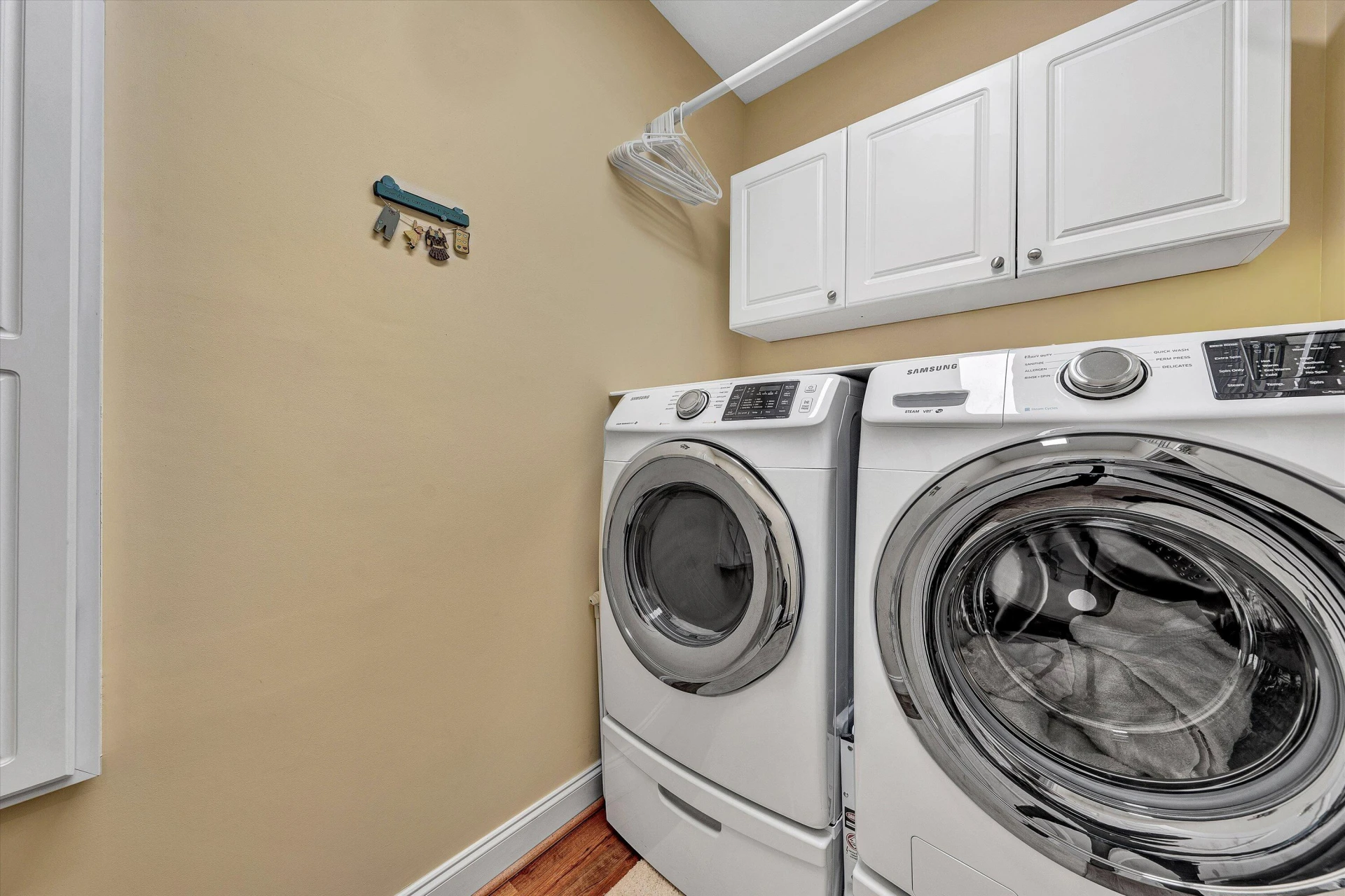145 Bridleridge RD - Photo 33