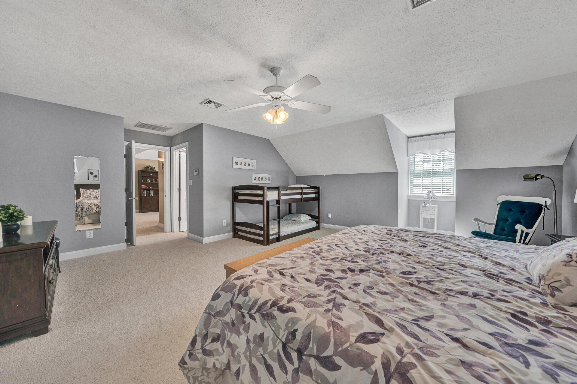 145 Bridleridge RD - Photo 43