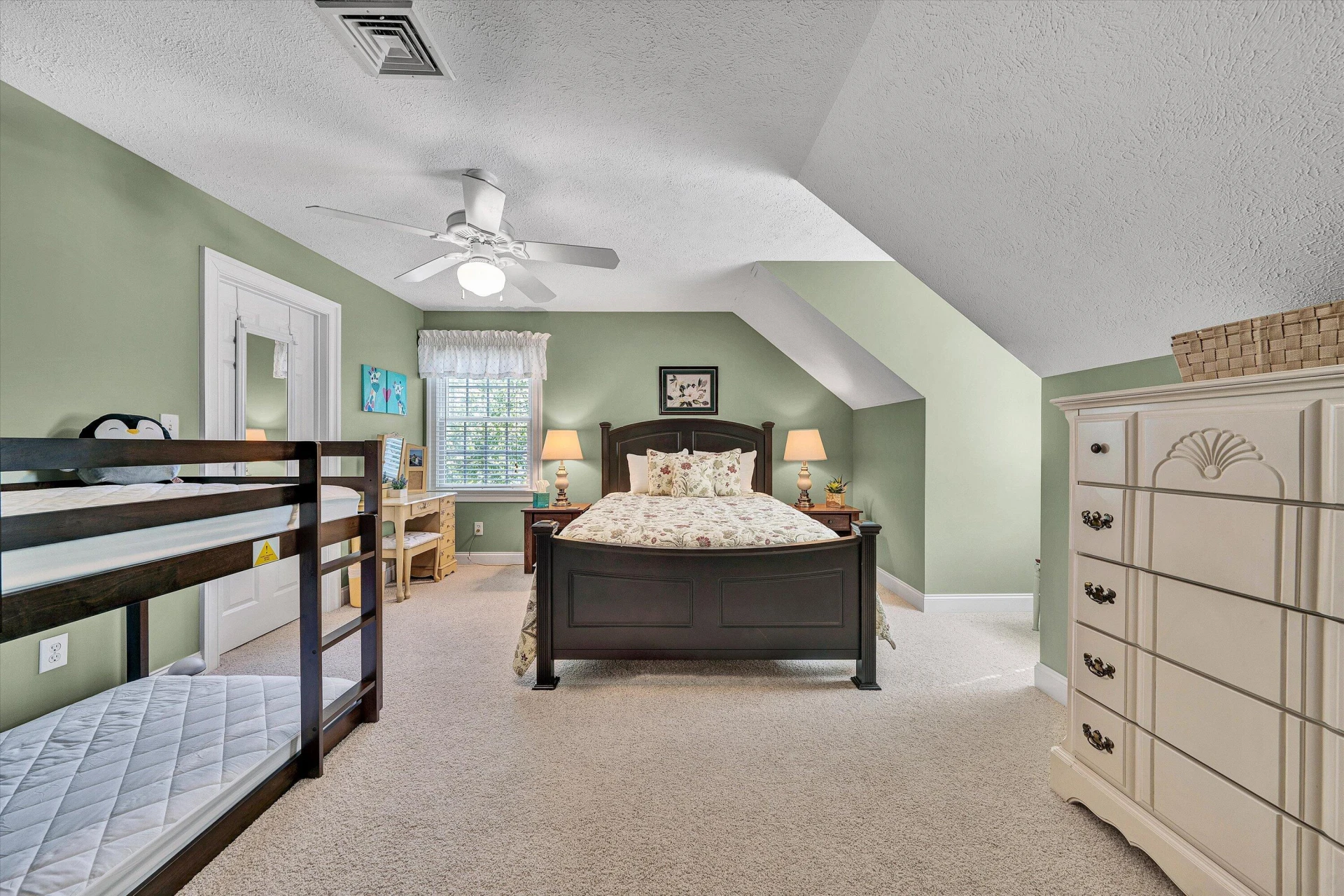 145 Bridleridge RD - Photo 48
