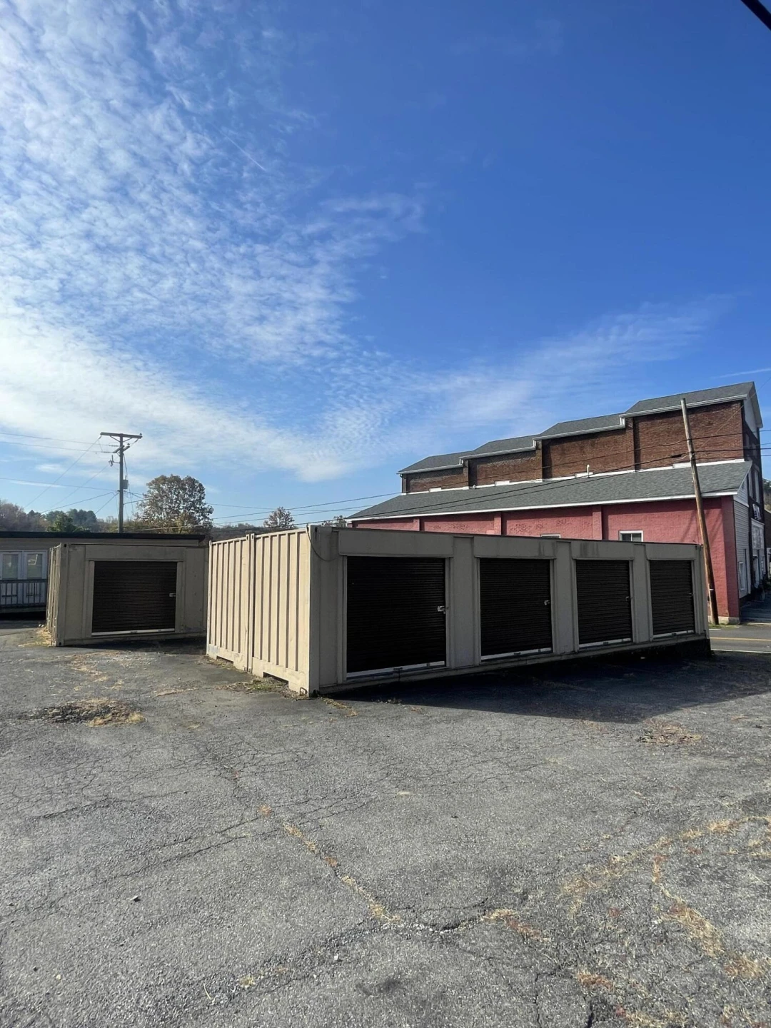 5976 Virginia AVE - Photo 4