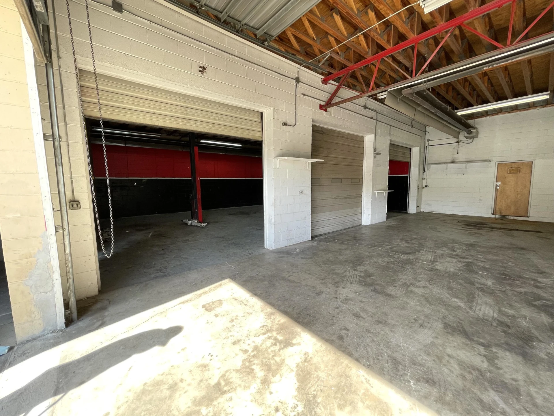 5976 Virginia AVE - Photo 9