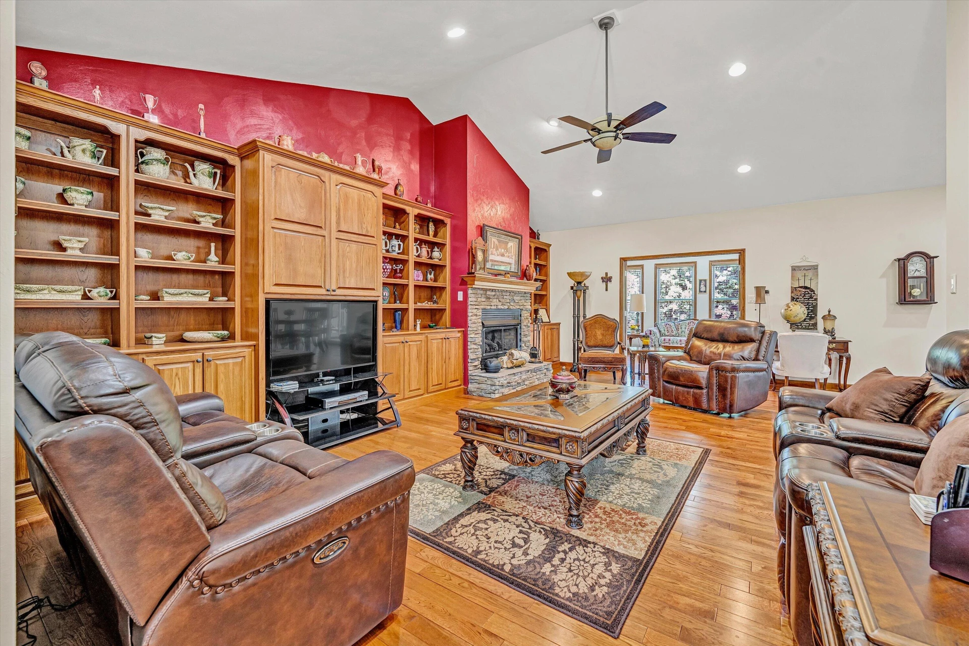137 Whispering Meadows LN - Photo 10