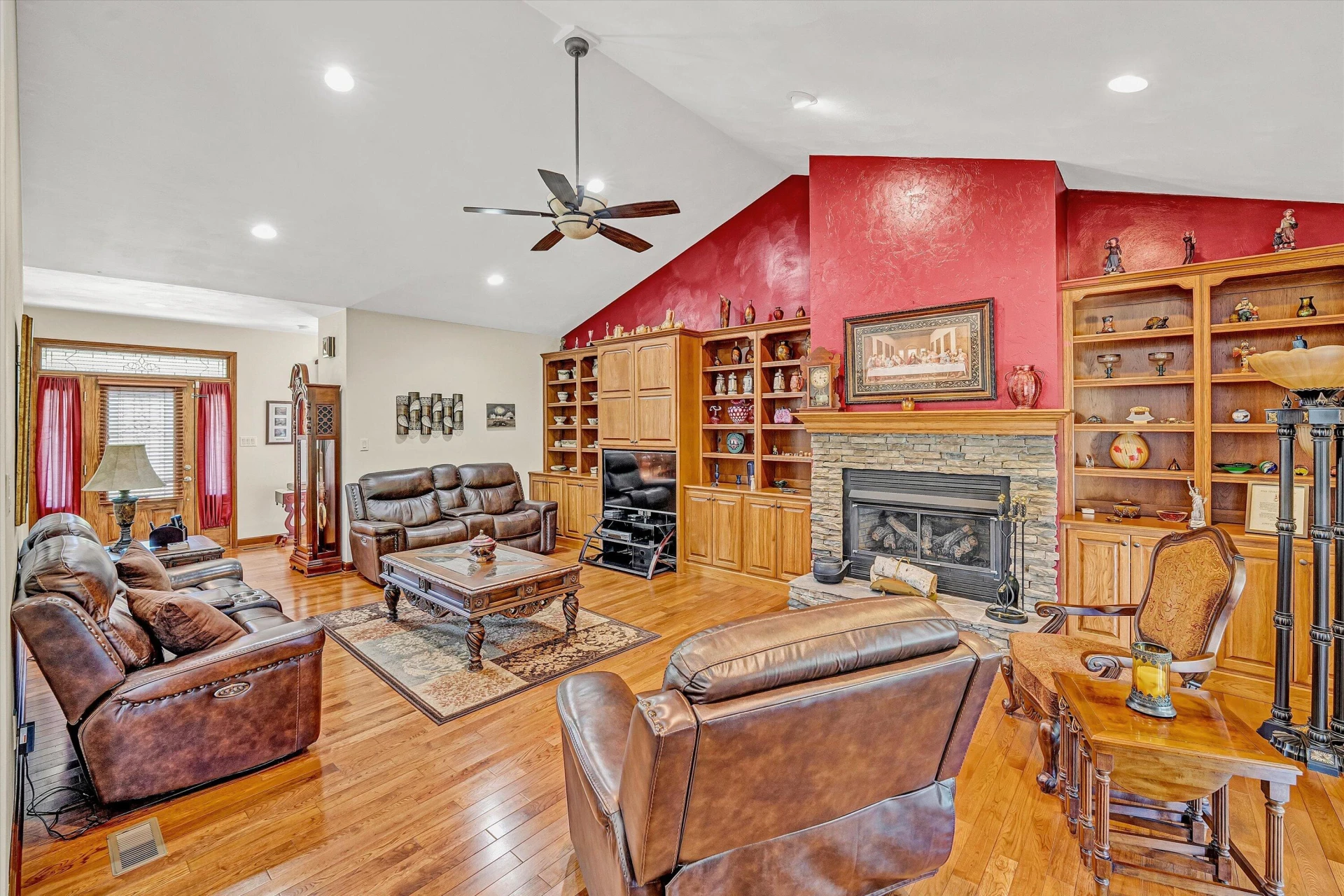 137 Whispering Meadows LN - Photo 11
