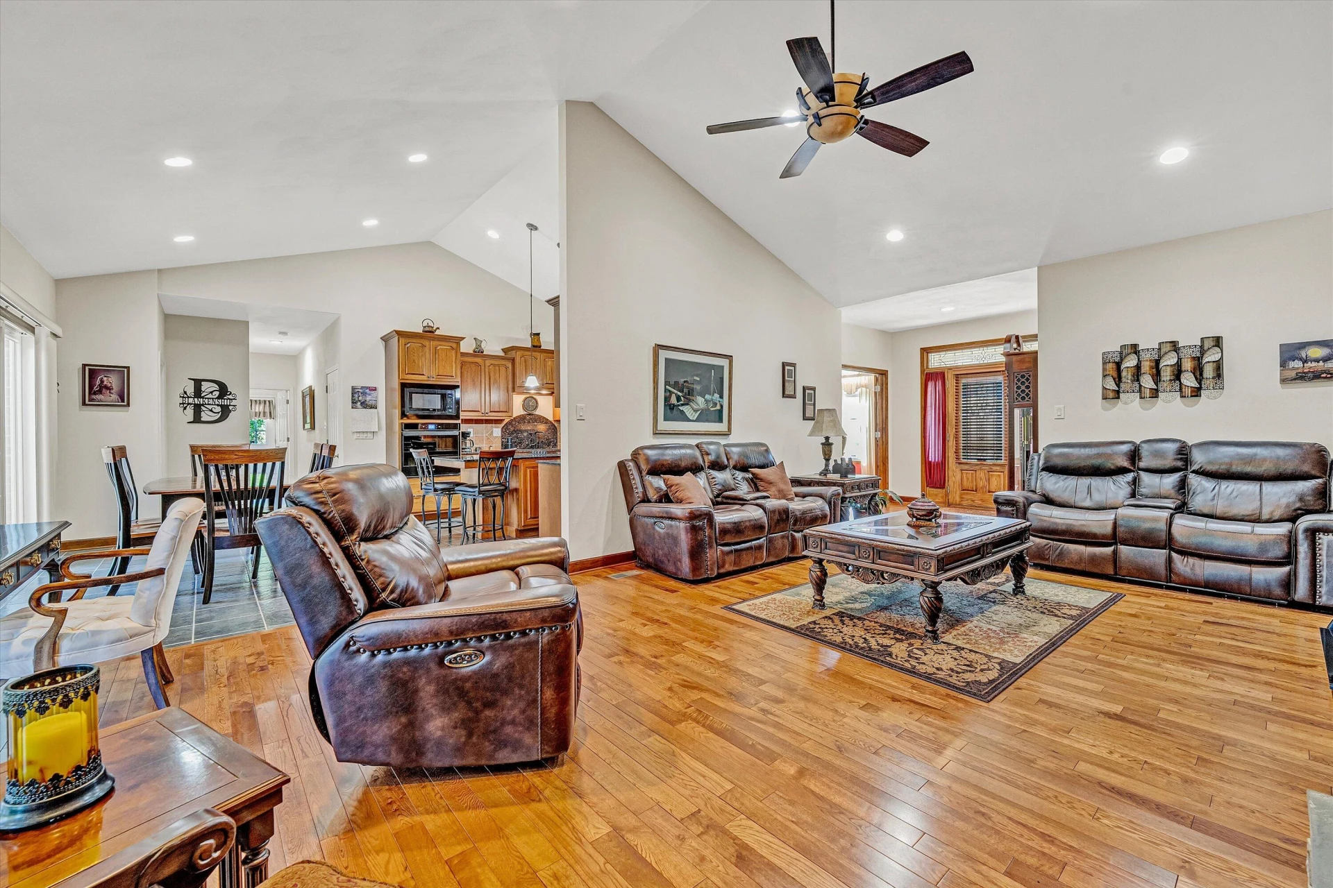 137 Whispering Meadows LN - Photo 14