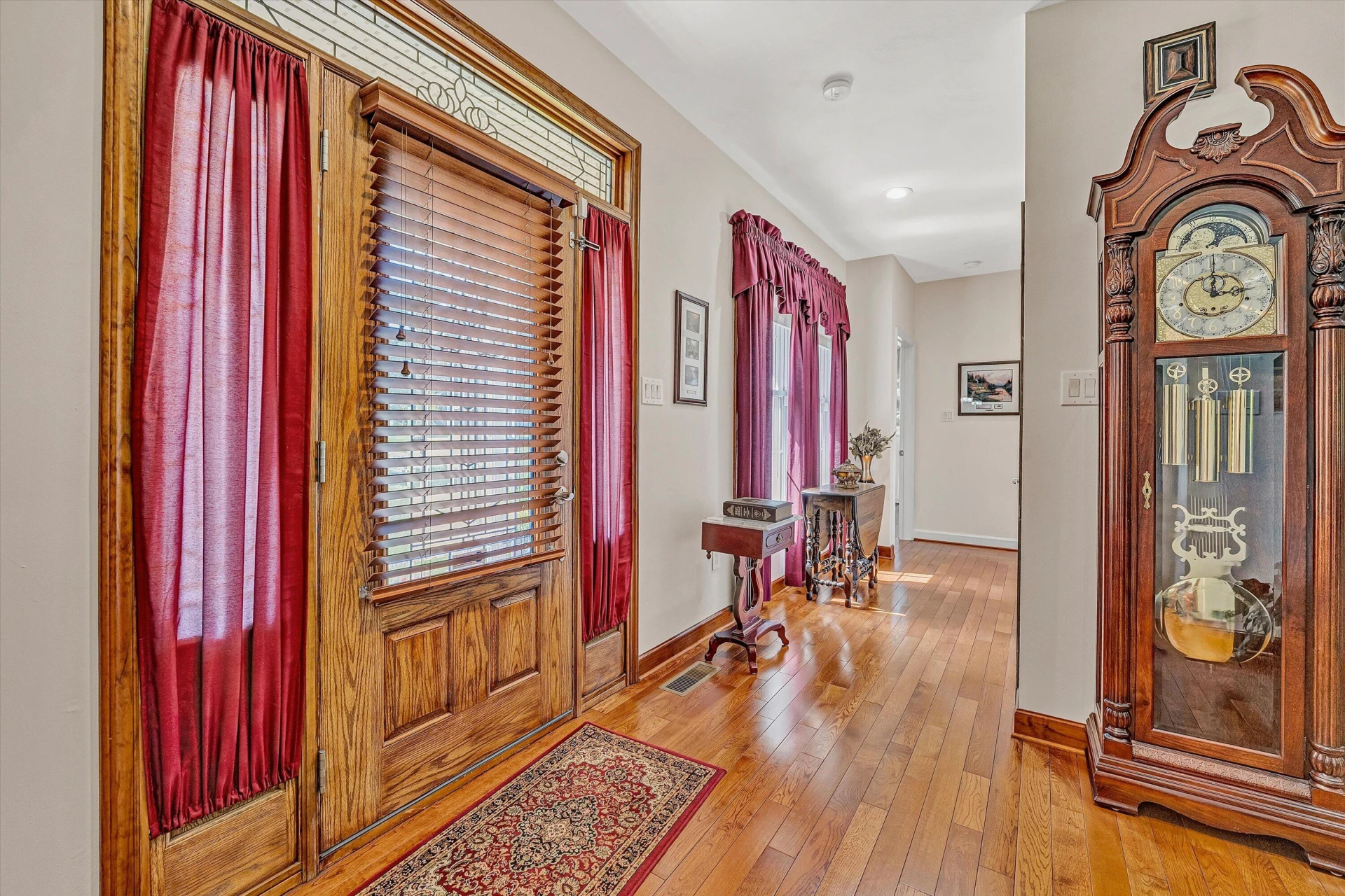 137 Whispering Meadows LN - Photo 6