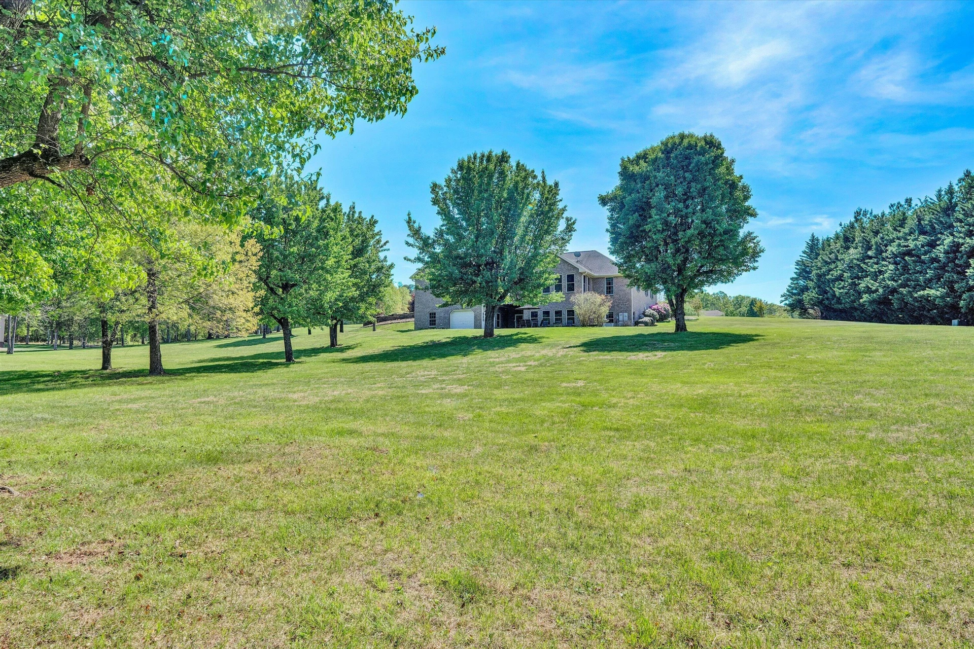 137 Whispering Meadows LN - Photo 63