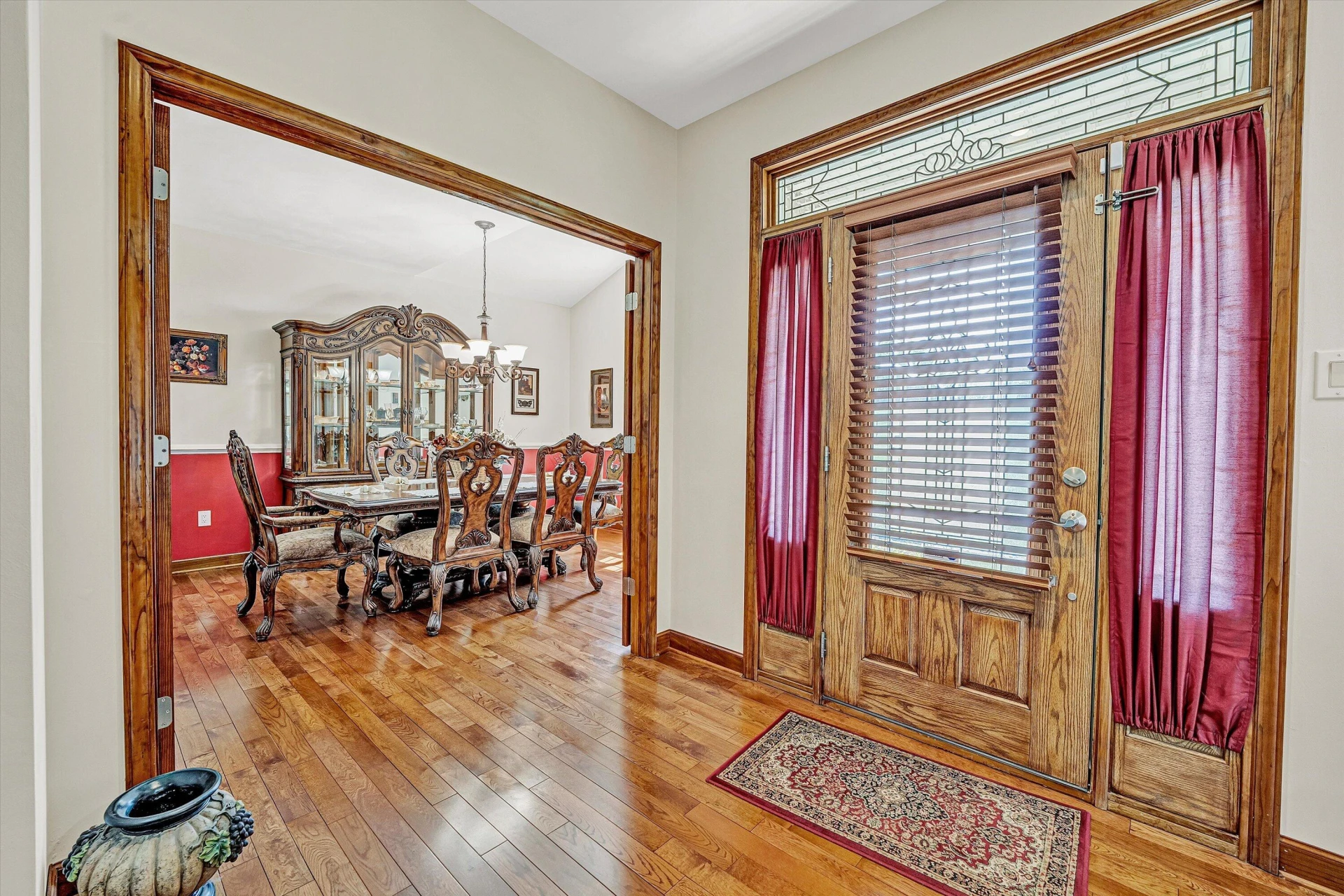 137 Whispering Meadows LN - Photo 7