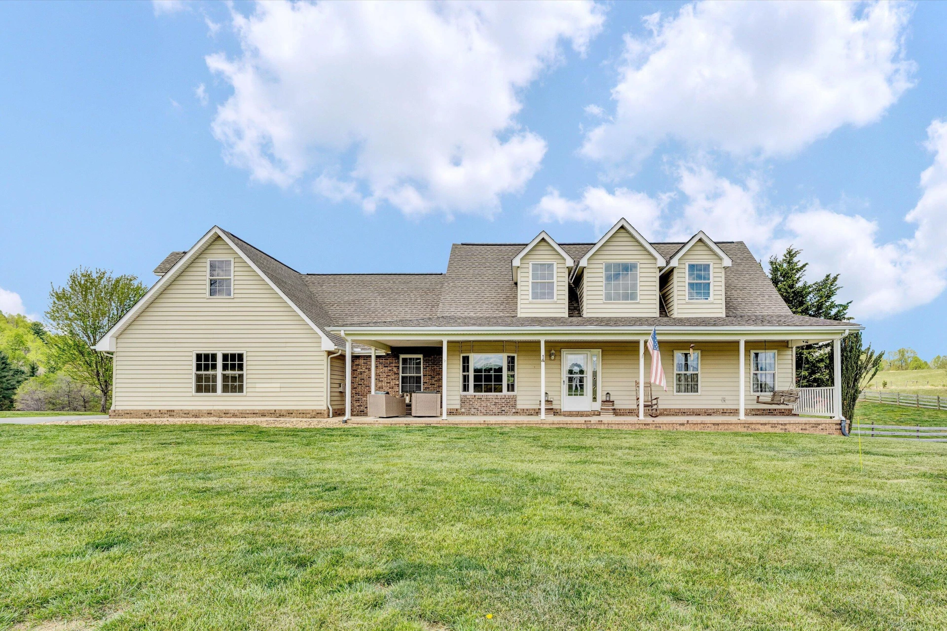 1757 Daniels Run RD NE