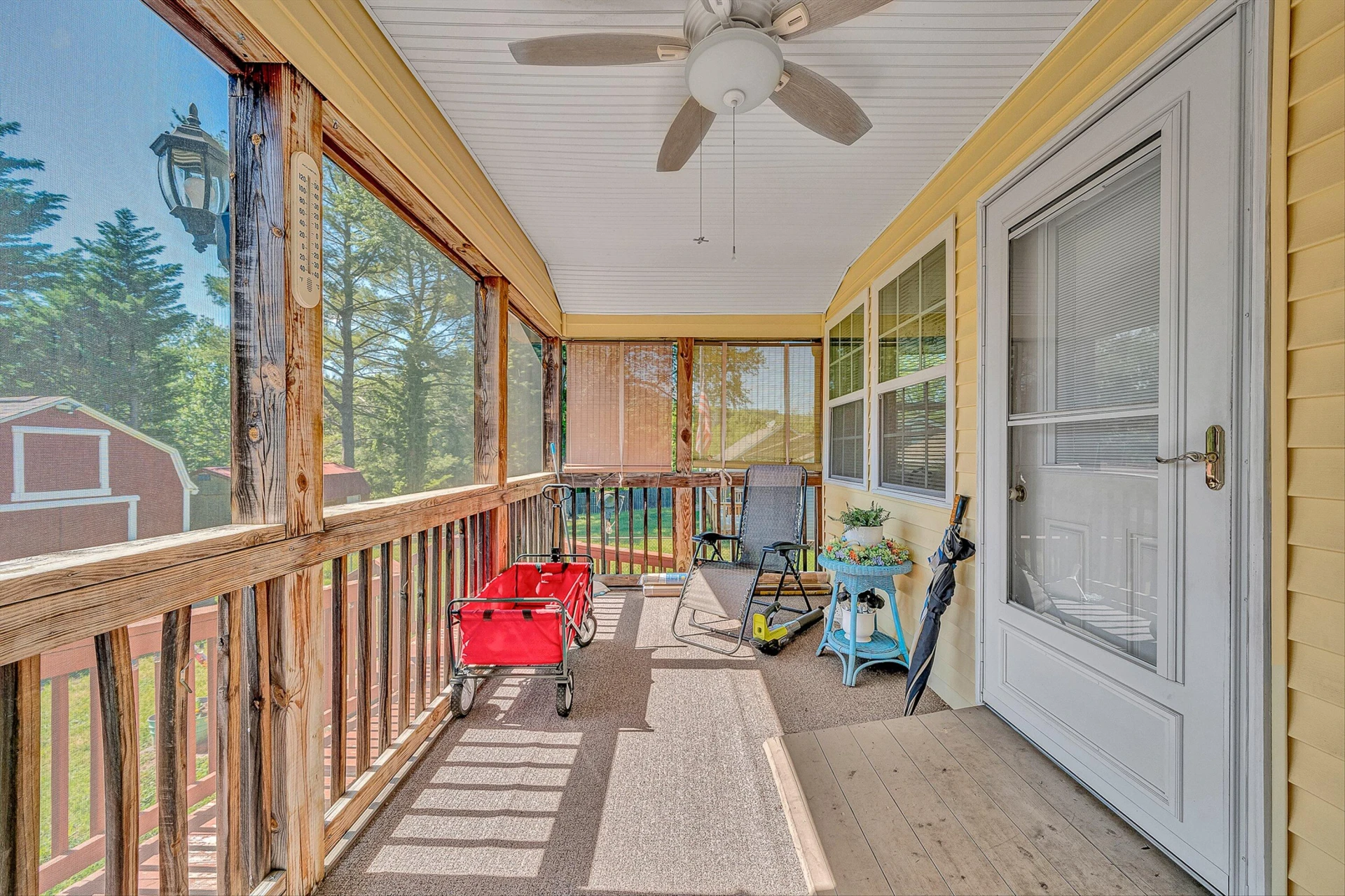 3033 Parham DR - Photo 32