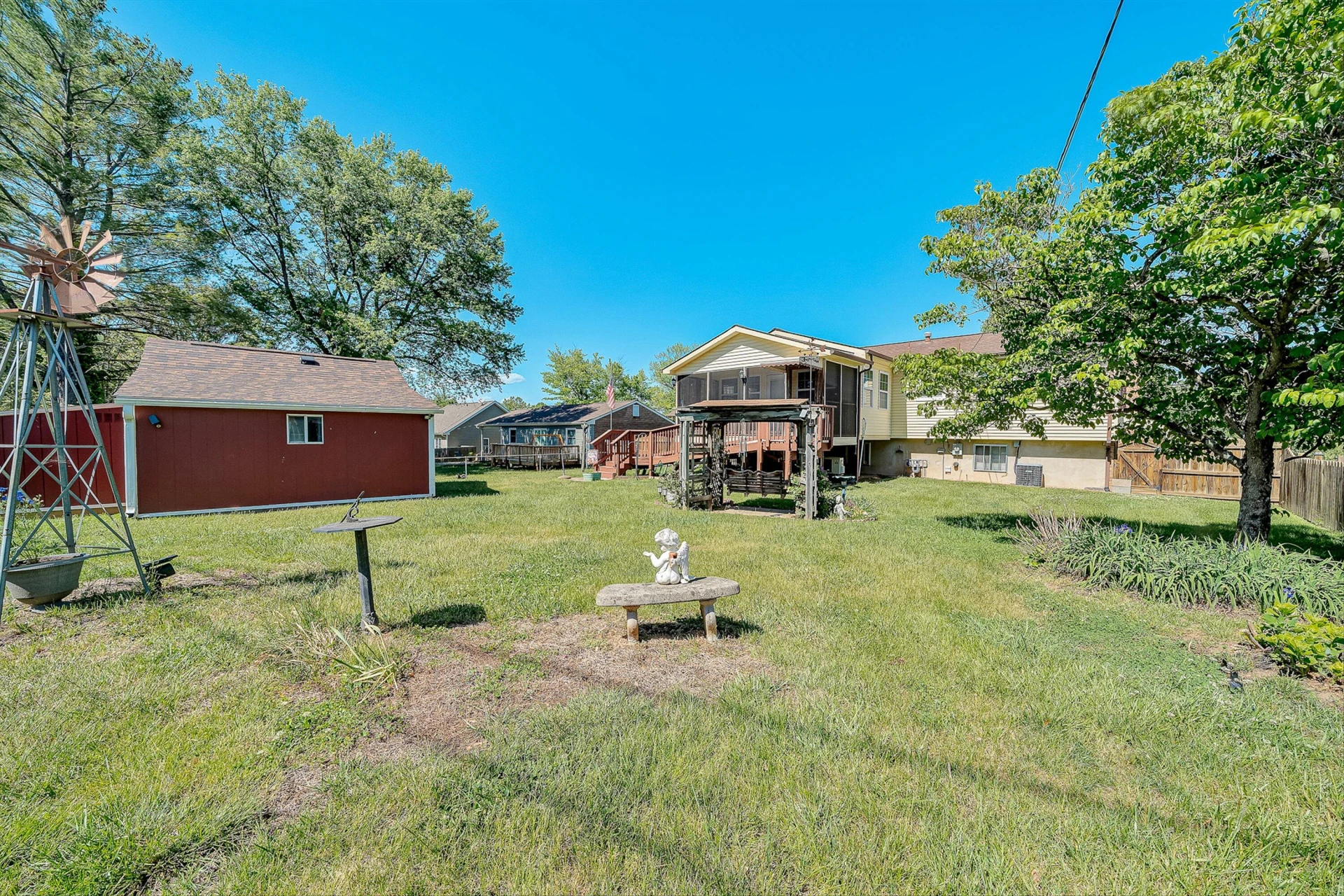 3033 Parham DR - Photo 36