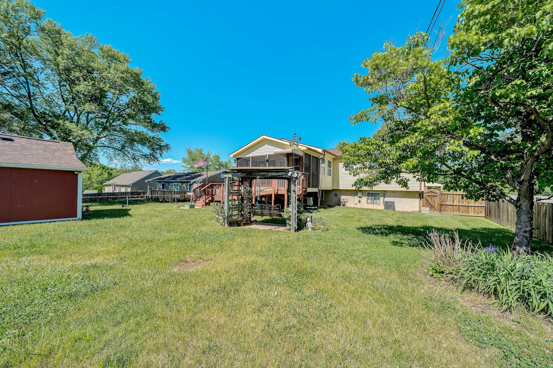 3033 Parham DR - Photo 37